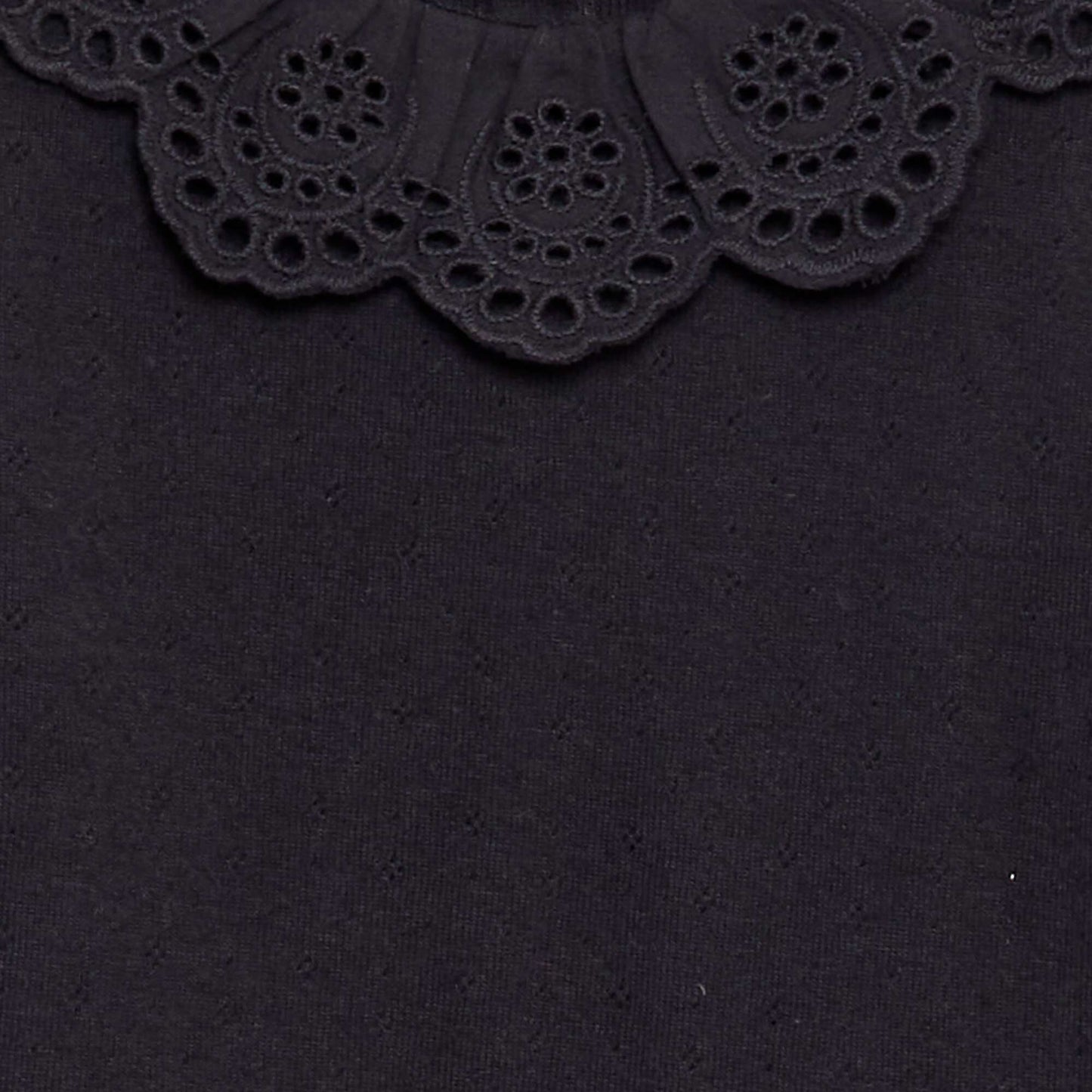 T-shirt en maille pointelle col claudine en broderie anglaise noir