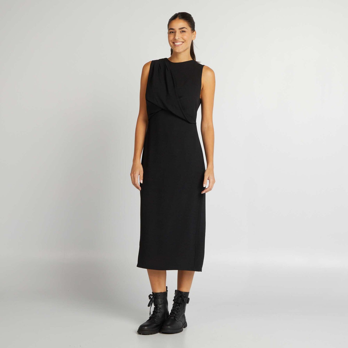 Robe midi sans manches noir