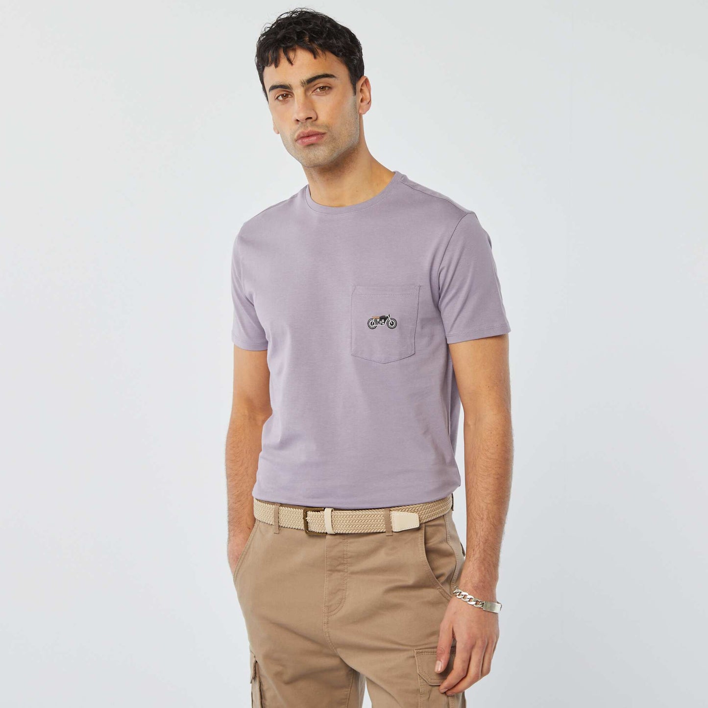 T-shirt manches courtes avec poche poitrine et broderie VIOLET