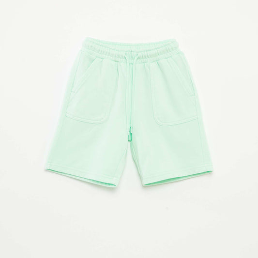 Short à grandes poches VERT