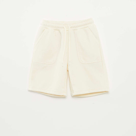 Short à grandes poches BLANC