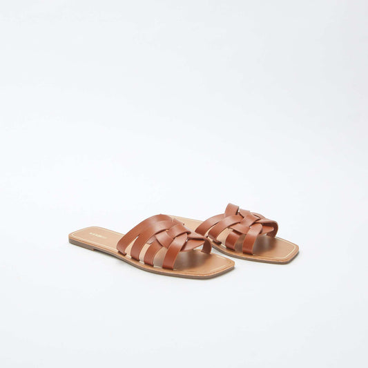 Sandales avec brides croisées CAMEL