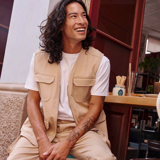 Veste sans manches avec 4 poches à rabat BEIGE
