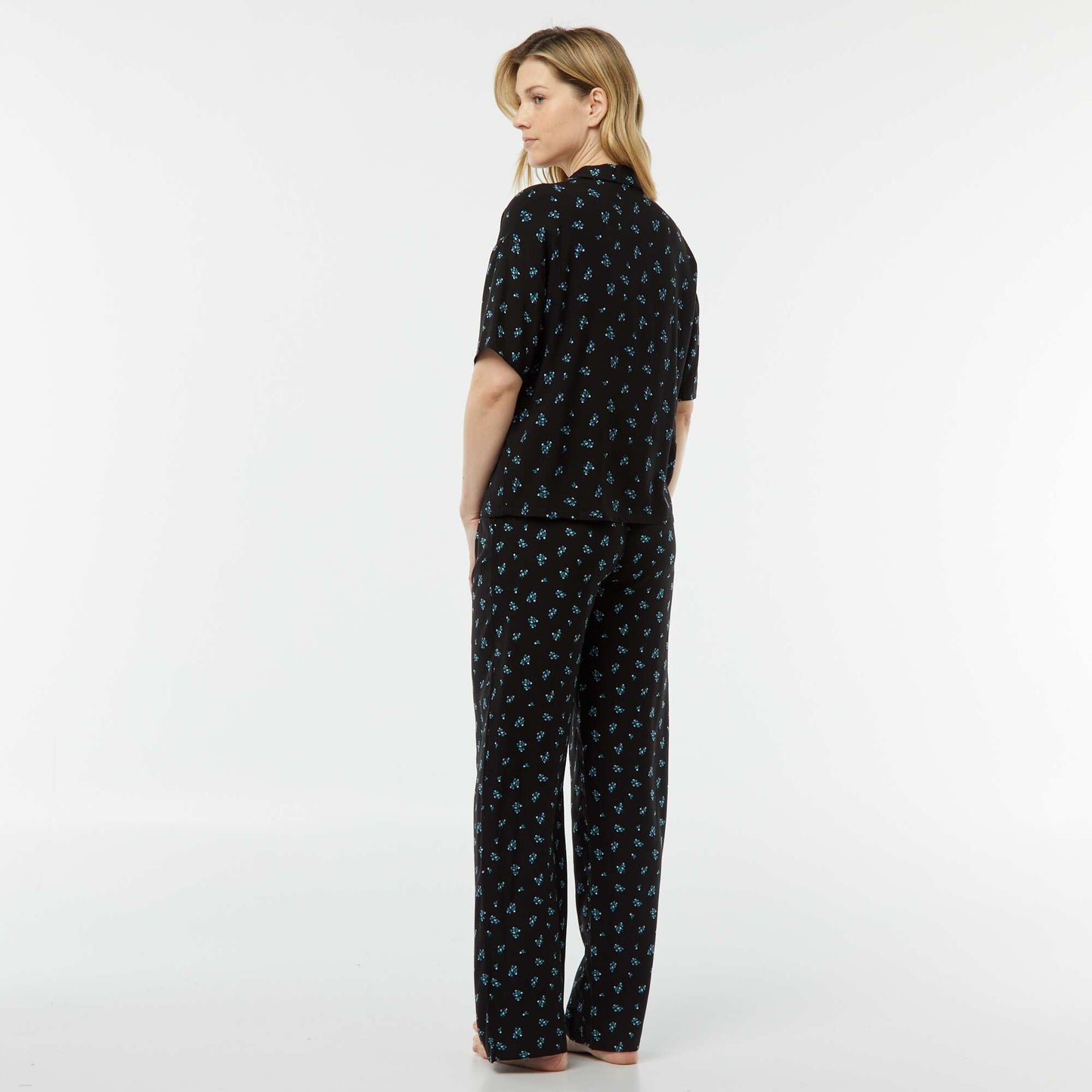 Ensemble pyjama chemisier + pantalon imprimé NOIR FLEURI
