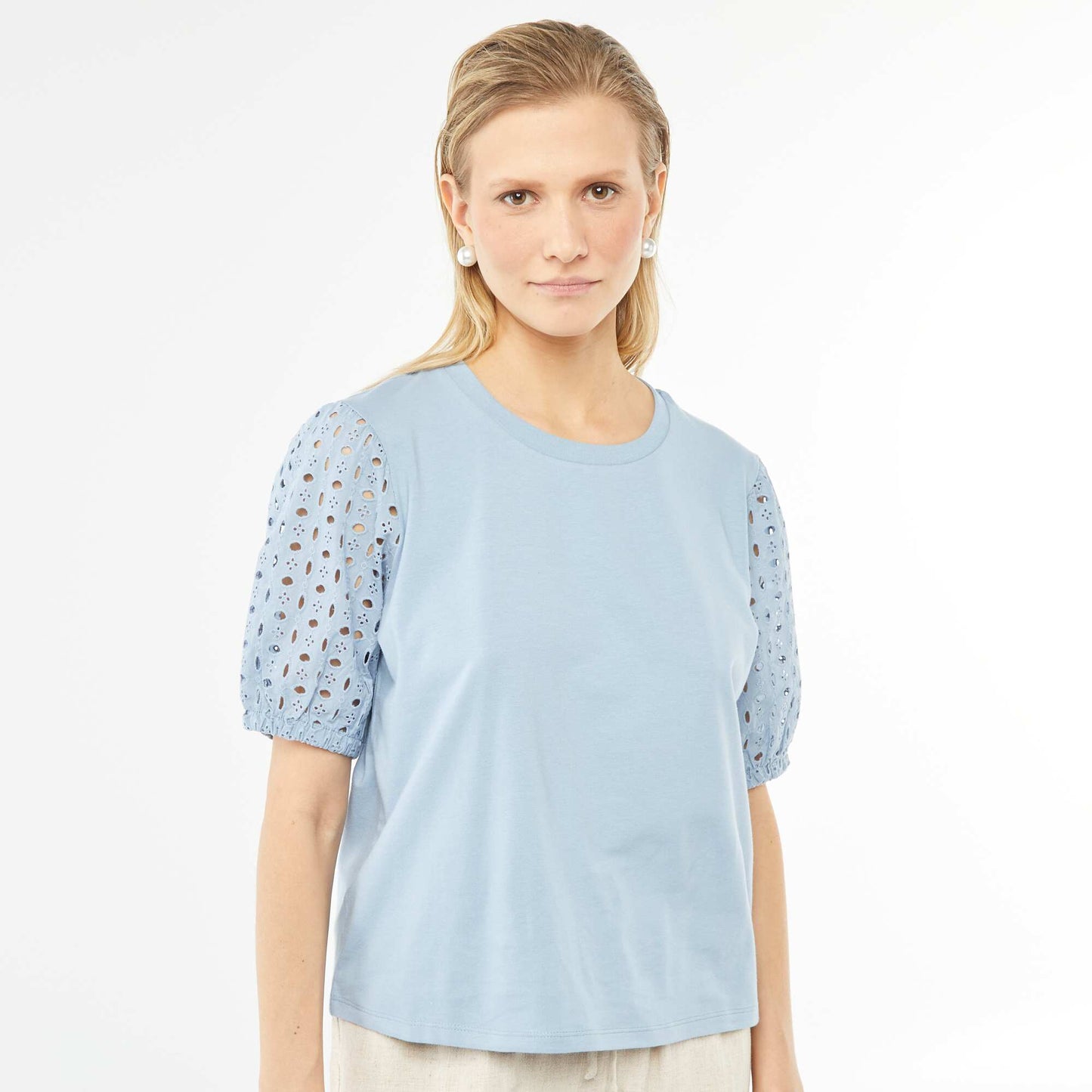 T-shirt uni manches courtes avec borderies anglaises BLEU