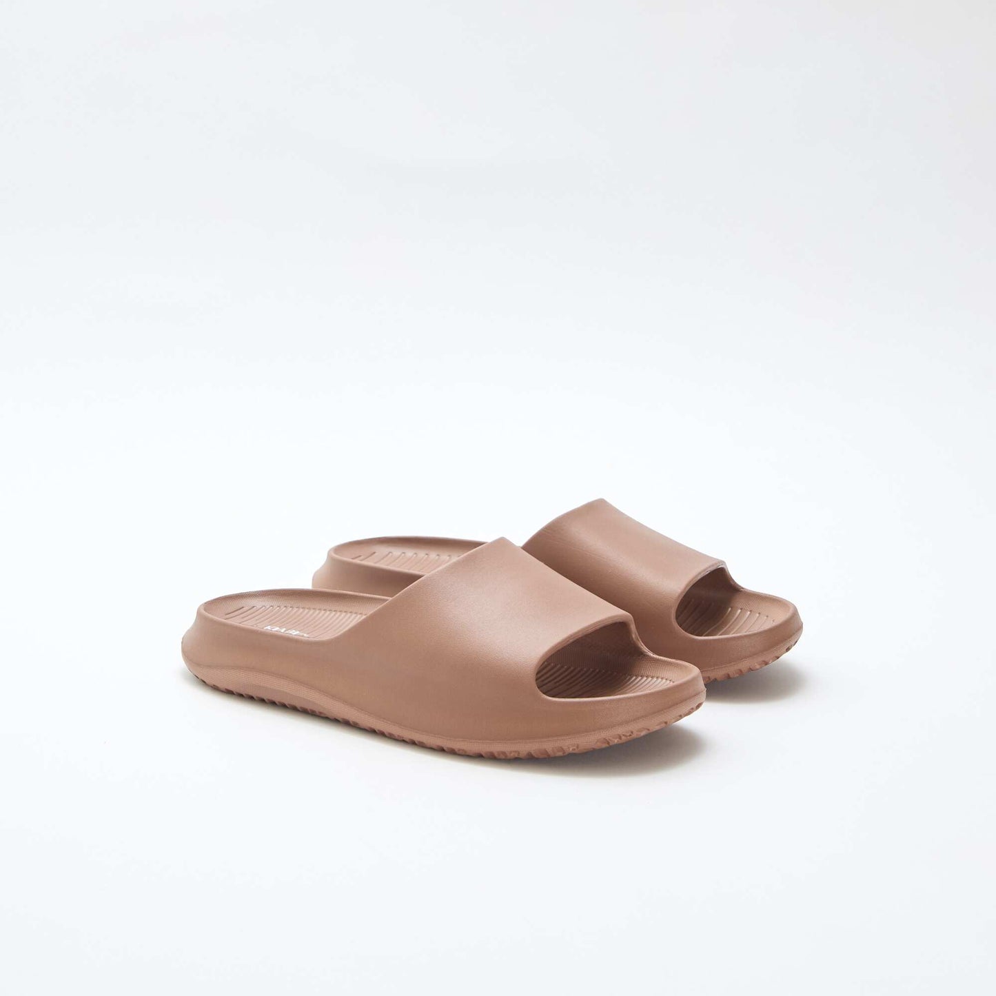 Mules de piscine compensées MARRON