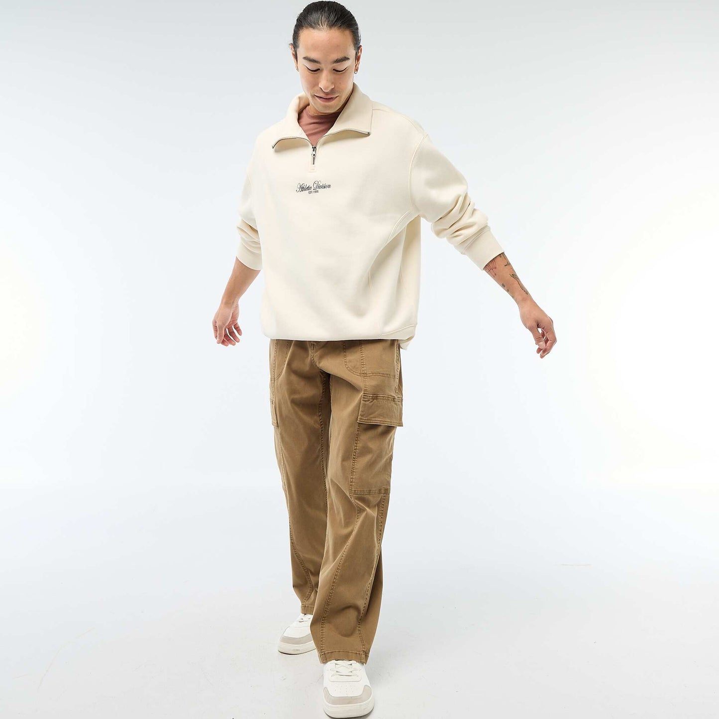 Pantalon multipoches uni coupe droite / Regular Fit MARRON