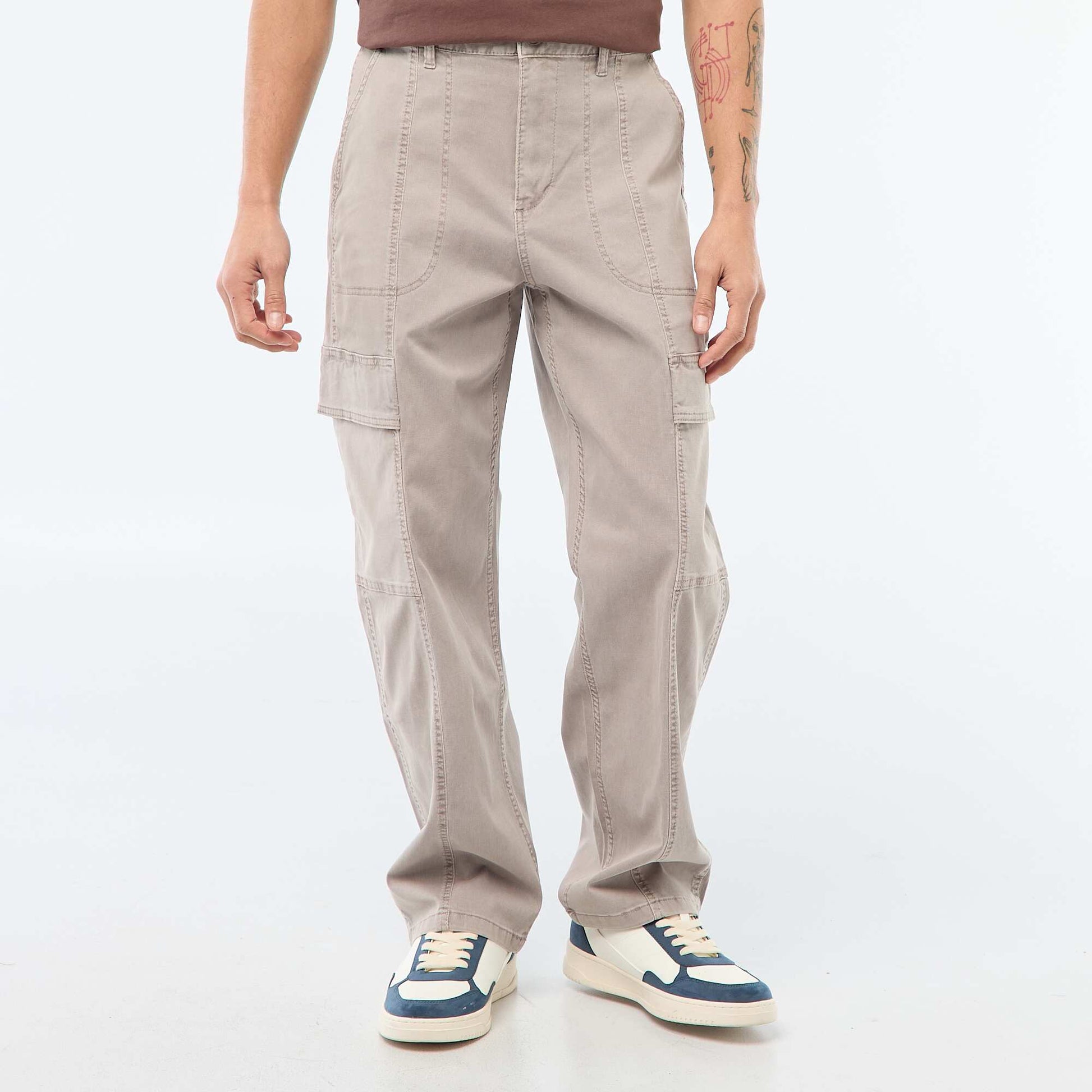 Pantalon multipoches uni coupe droite / Regular Fit GRIS