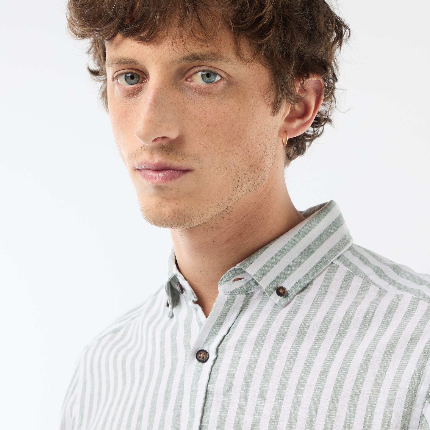 Chemise en lin et coton rayée VERT