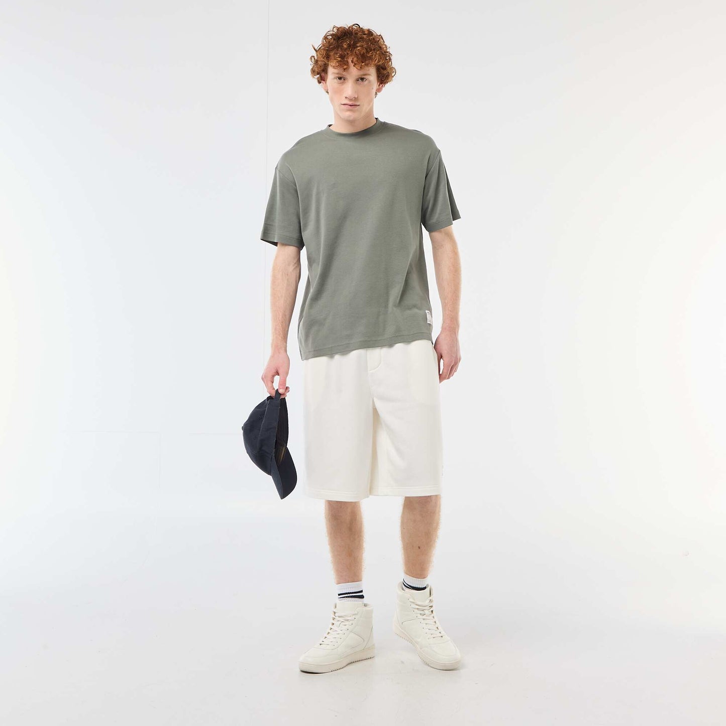 Short avec patch en coton uni BLANC