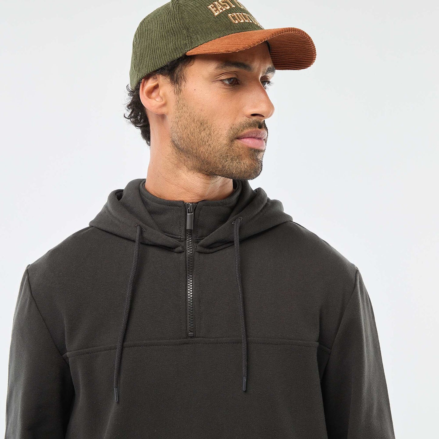 Sweat en molleton à capuche avec ouverture zippée au col GRIS