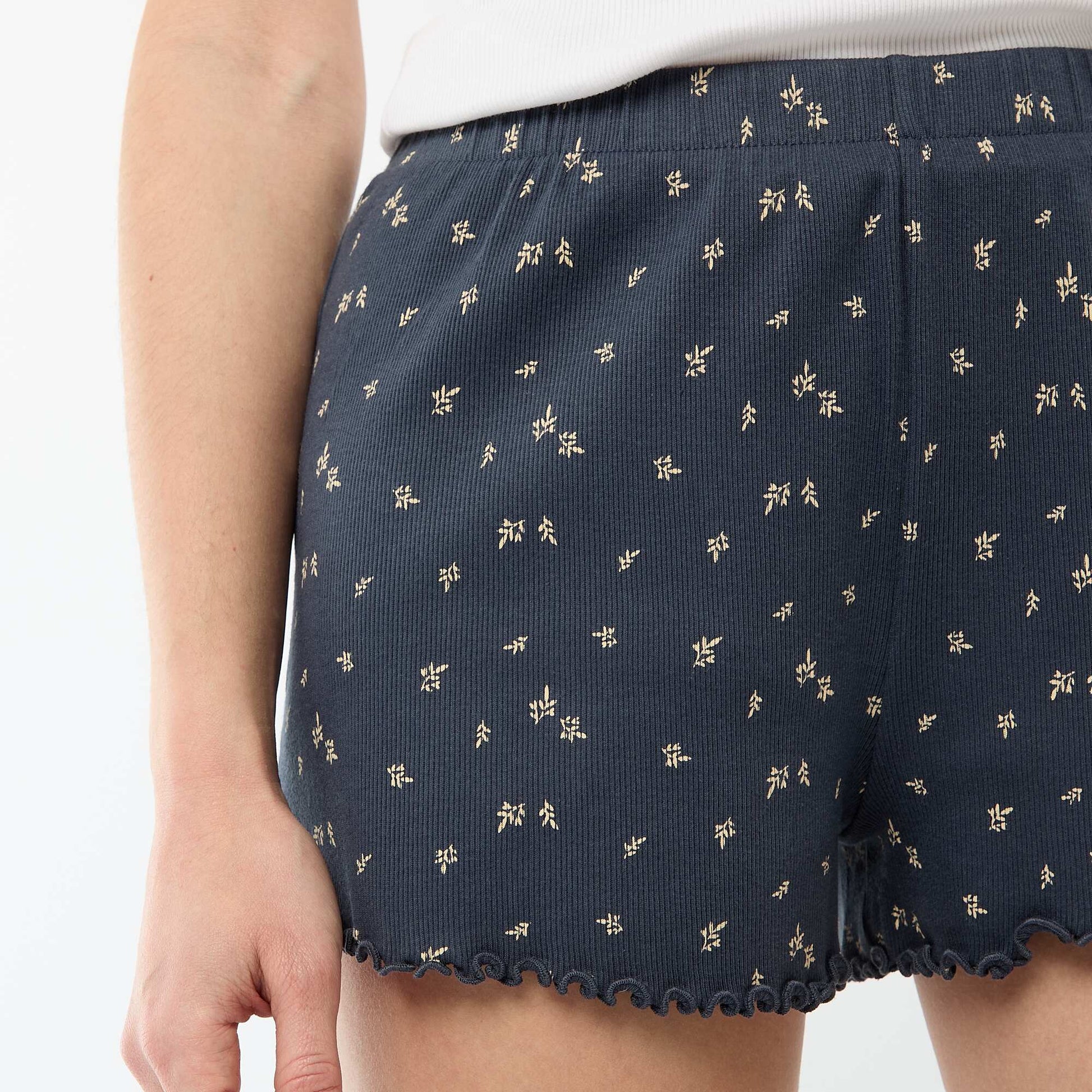 Short court de pyjama 'fleurs' all-over en coton BLEU