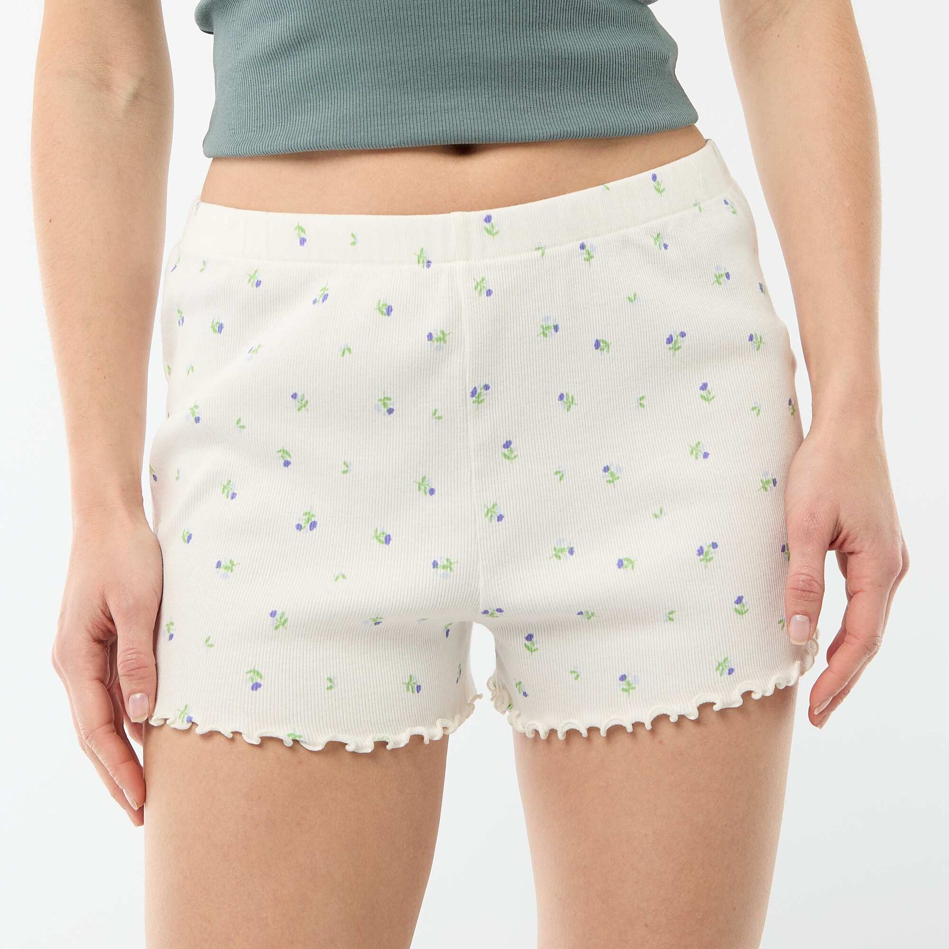 Short court de pyjama 'fleurs' all-over en coton BLANC