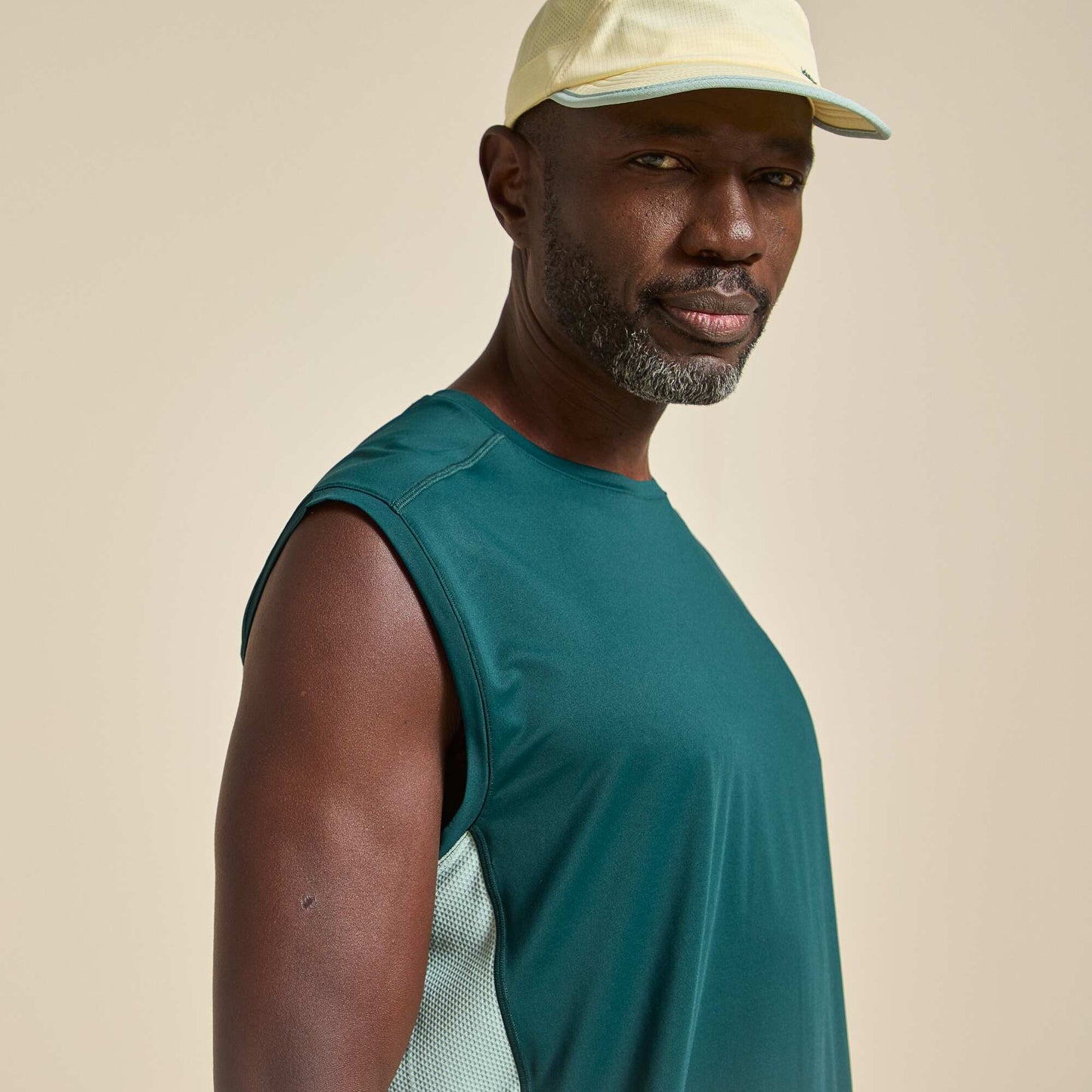 Débardeur de sport avec mesh sur côtés VERT