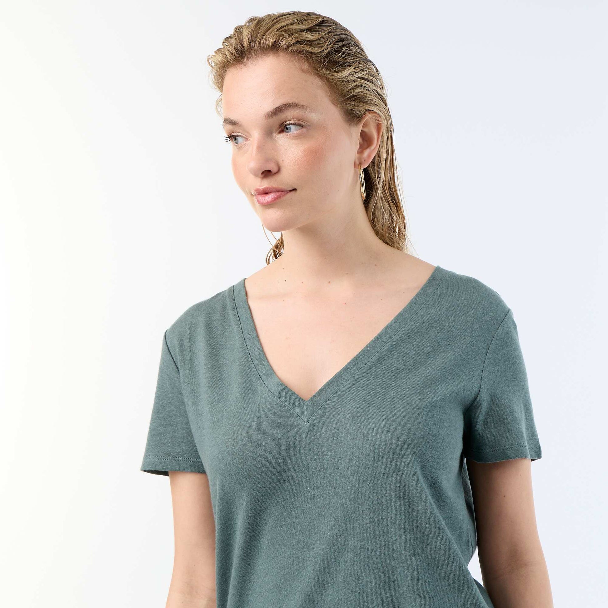 T-shirt basique à manches courtes col V VERT