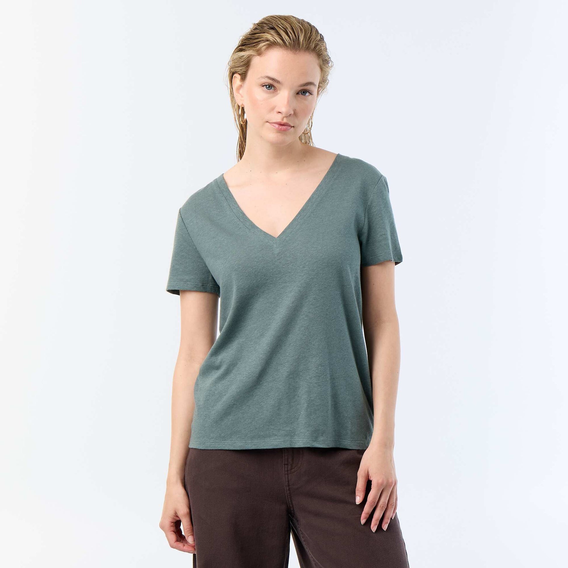 T-shirt basique à manches courtes col V VERT