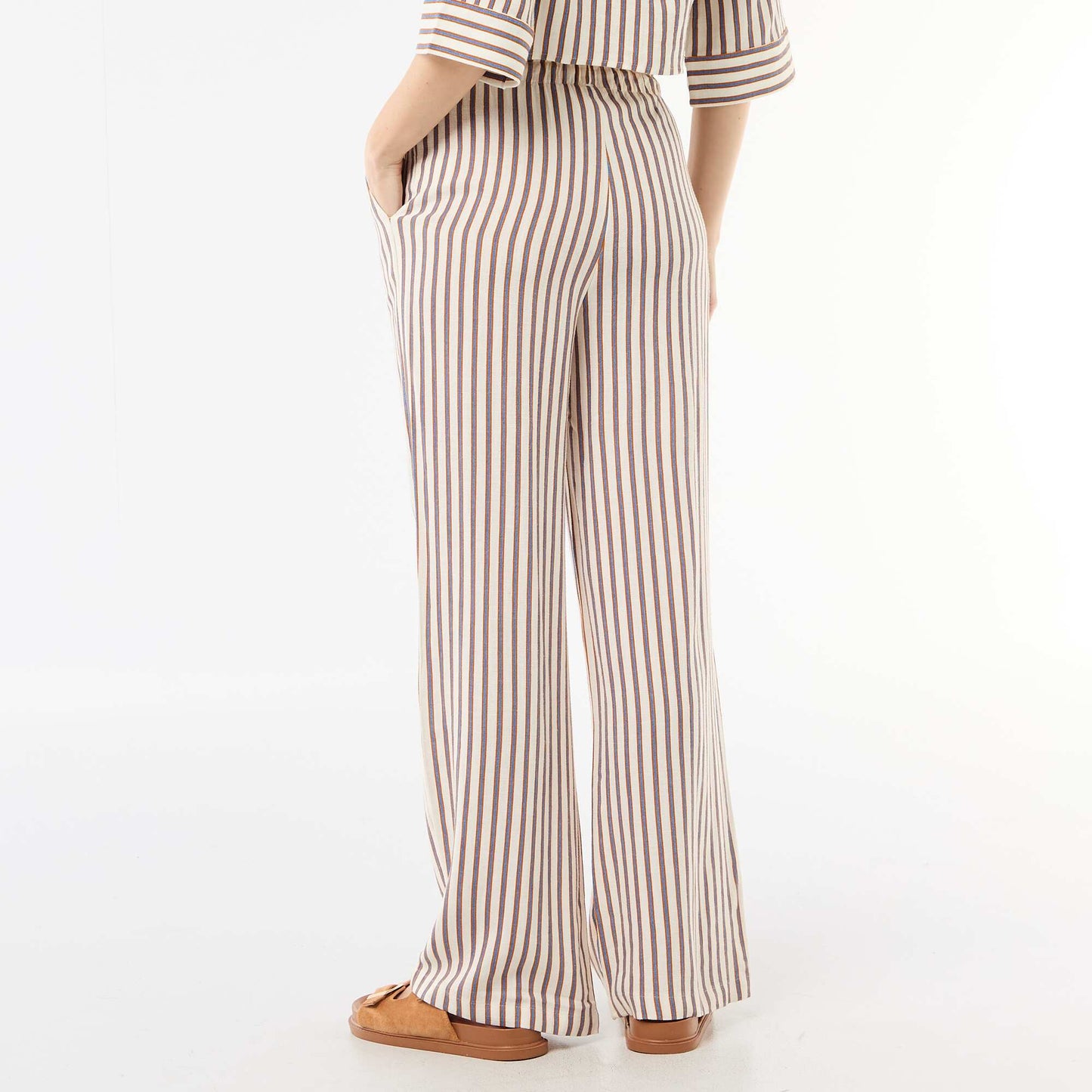 Pantalon en lin avec 2 poches BEIGE