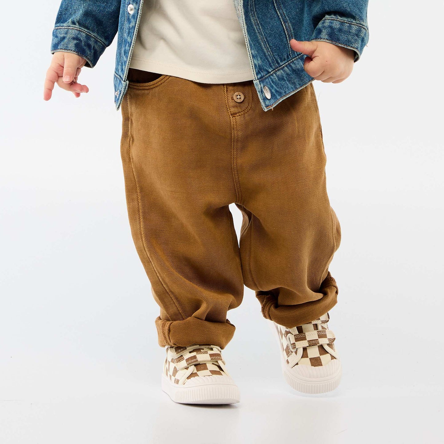 Pantalon uni en matière douce avec coupe relax fit MARRON