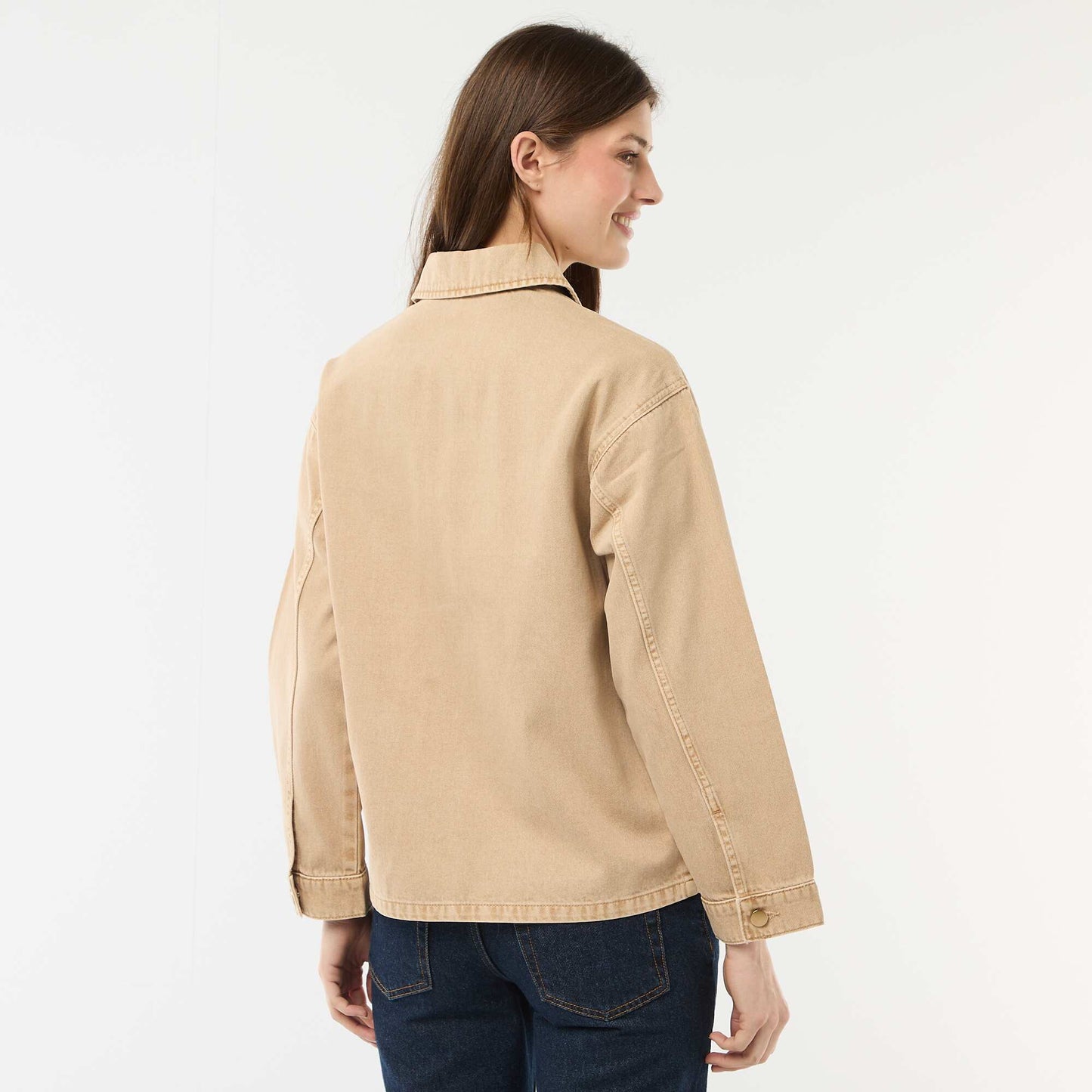 Veste denim courte avec 2 poches plaquées BEIGE