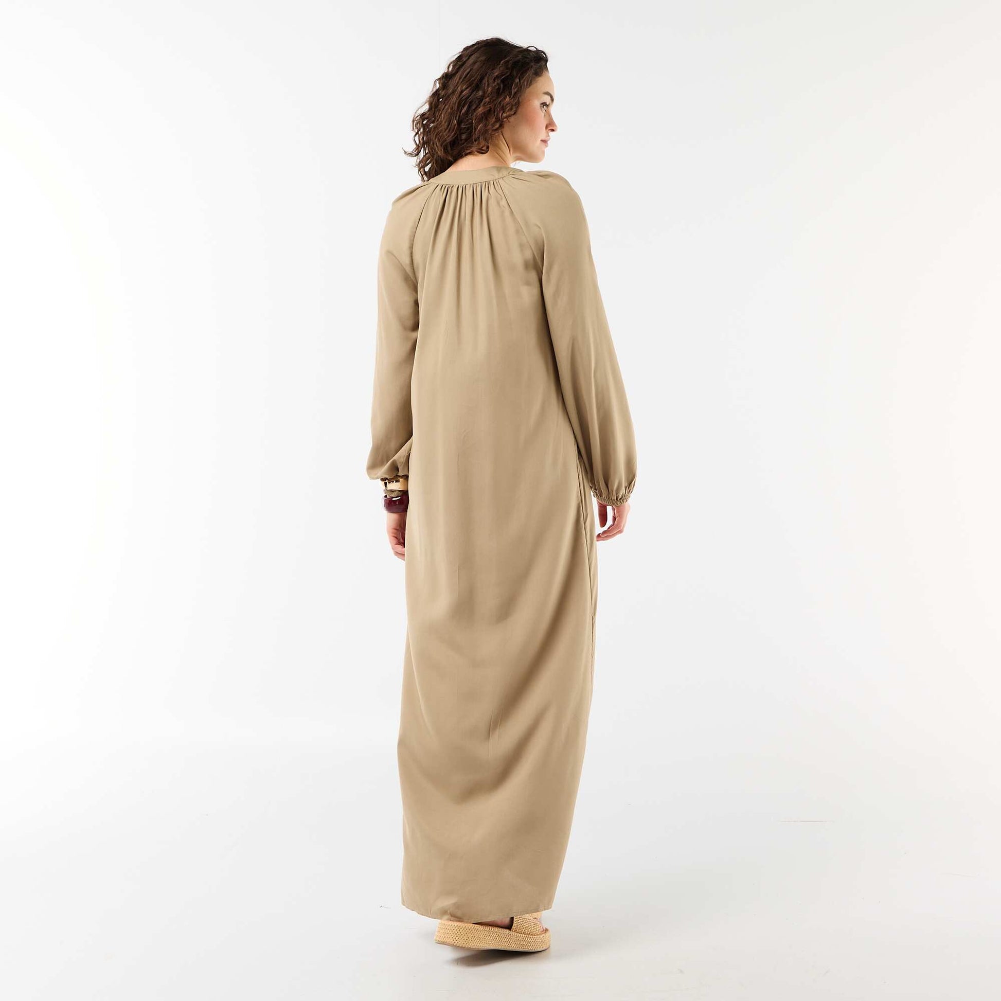 Robe longue à manches longues et col tunisien KAKI