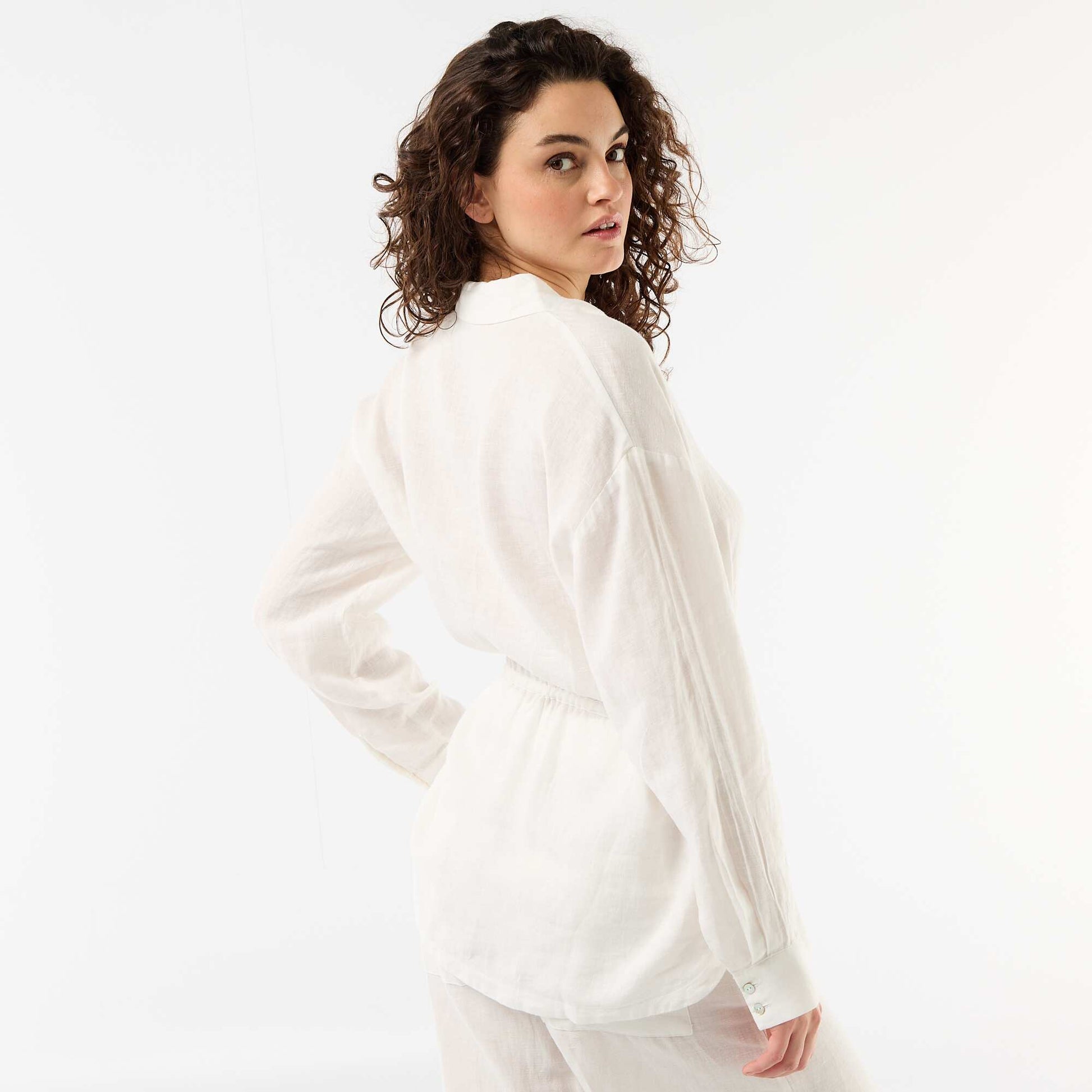 Chemise longue unie en lin BLANC