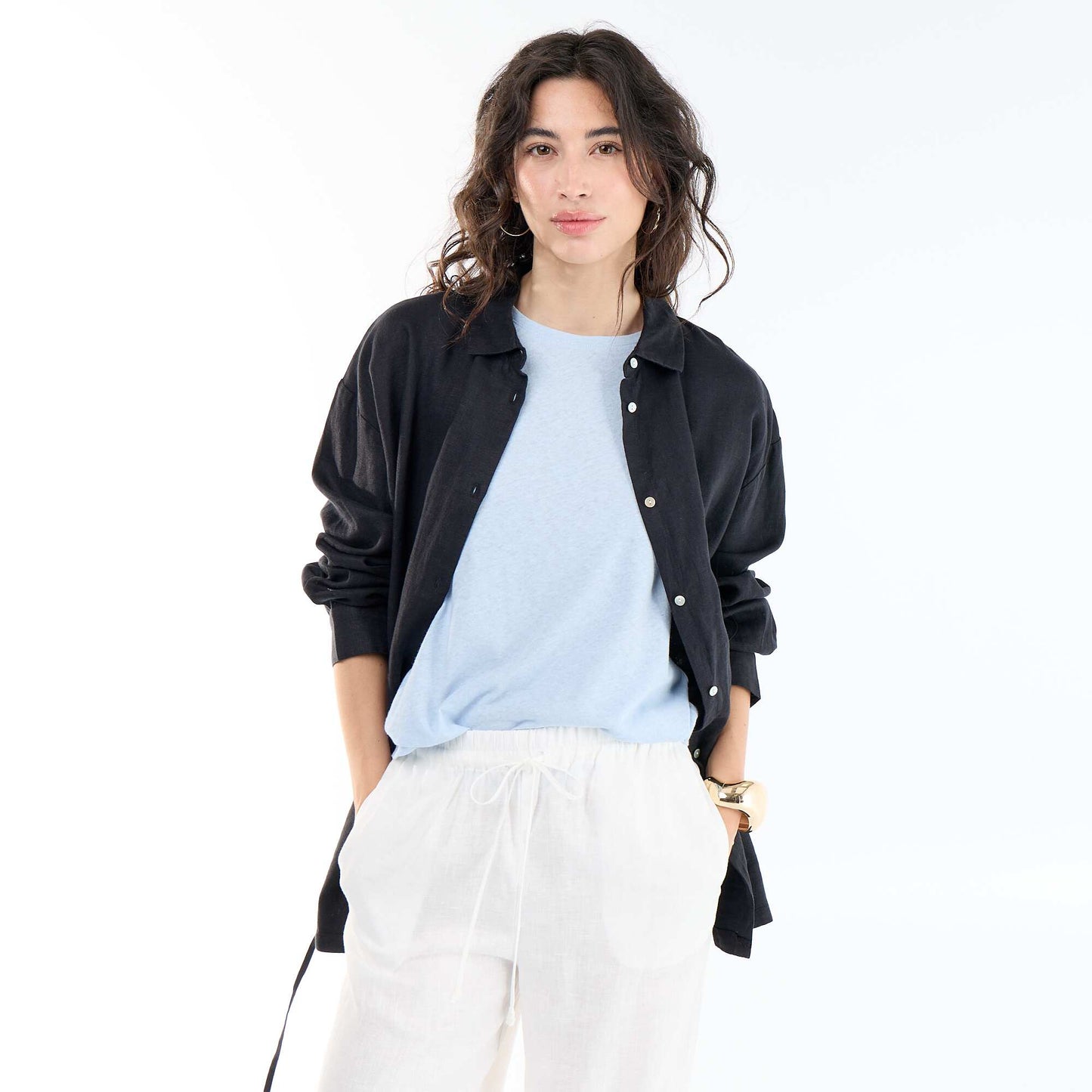 Chemise longue unie en lin NOIR