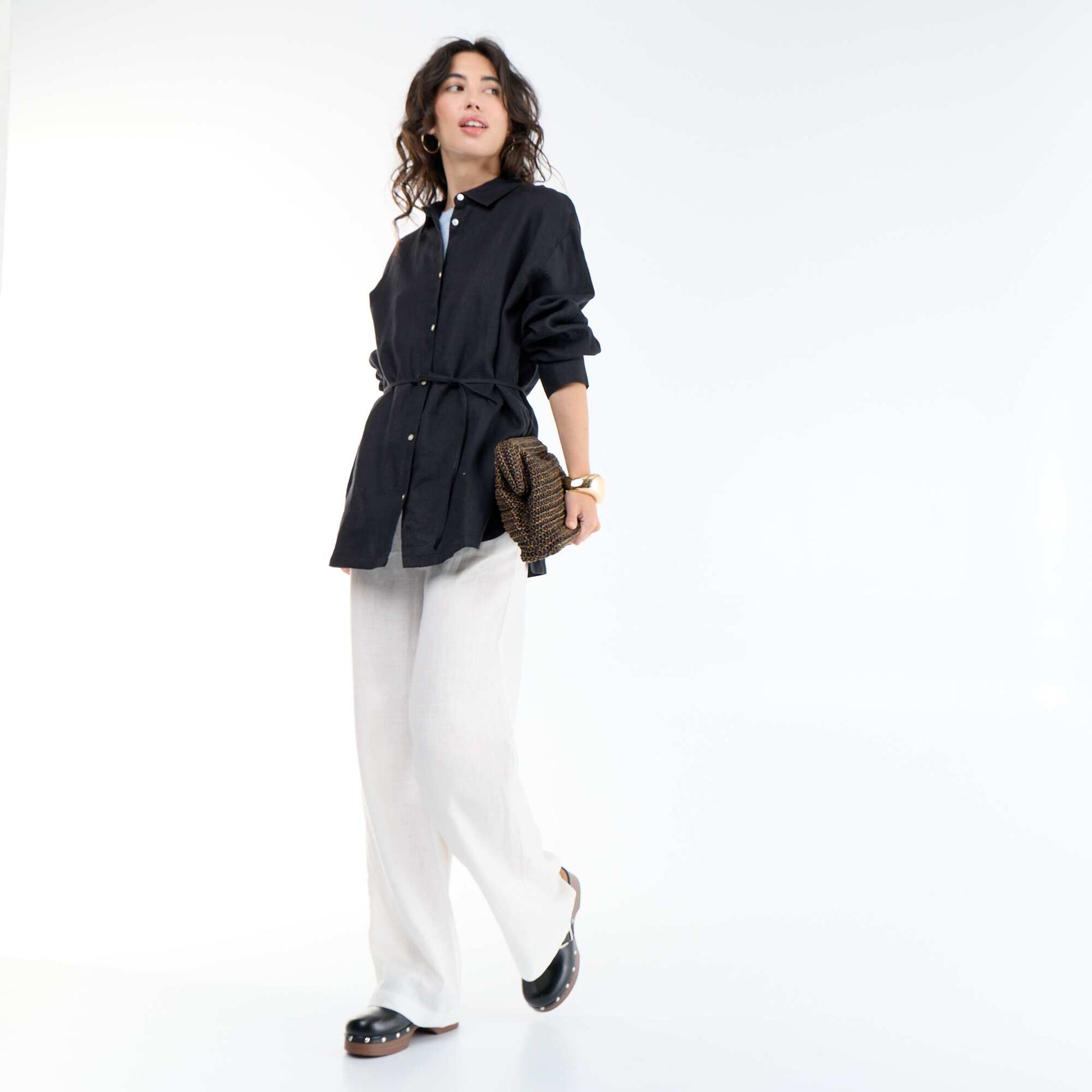 Chemise longue unie en lin NOIR