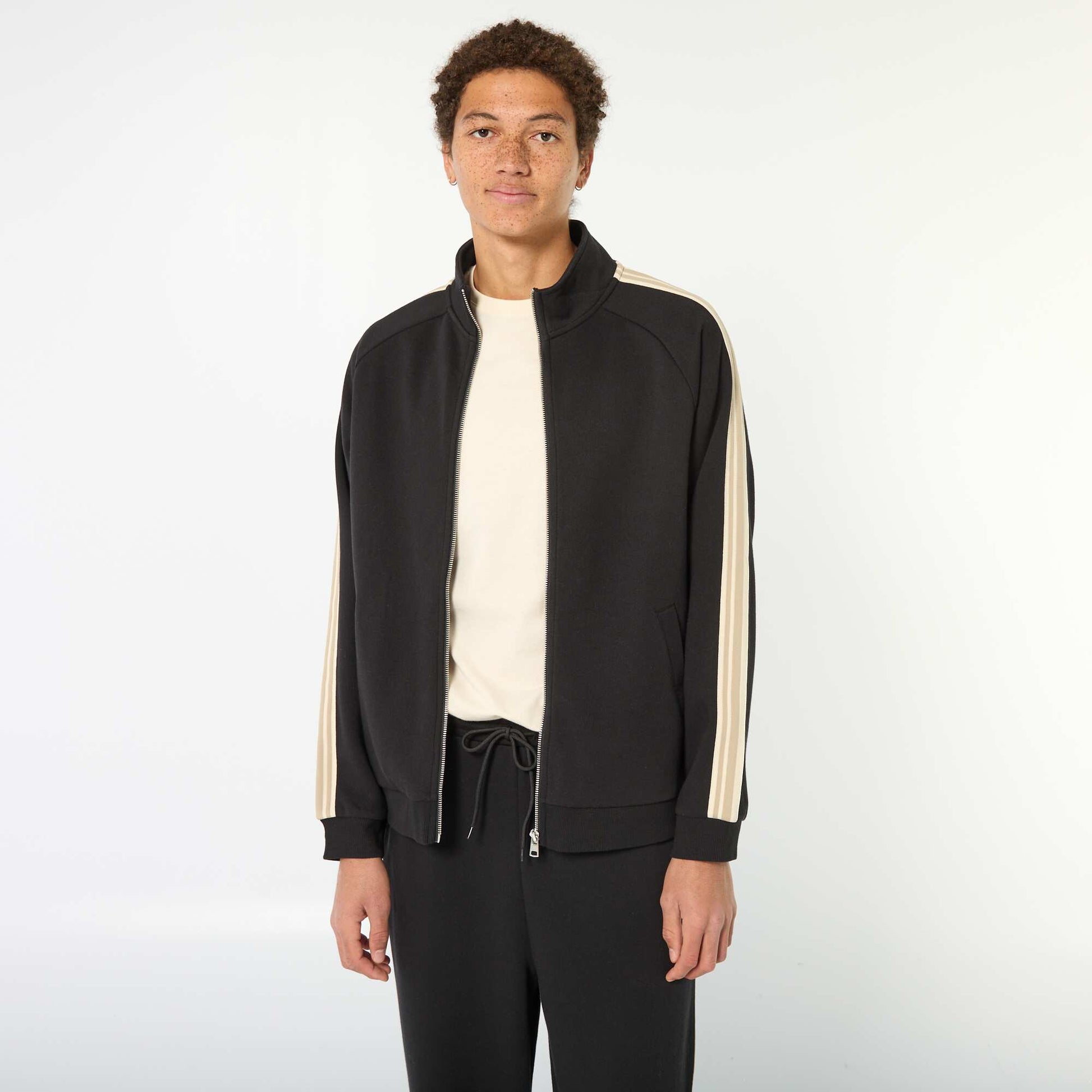 Sweat zippé avec bande sur le côté NOIR