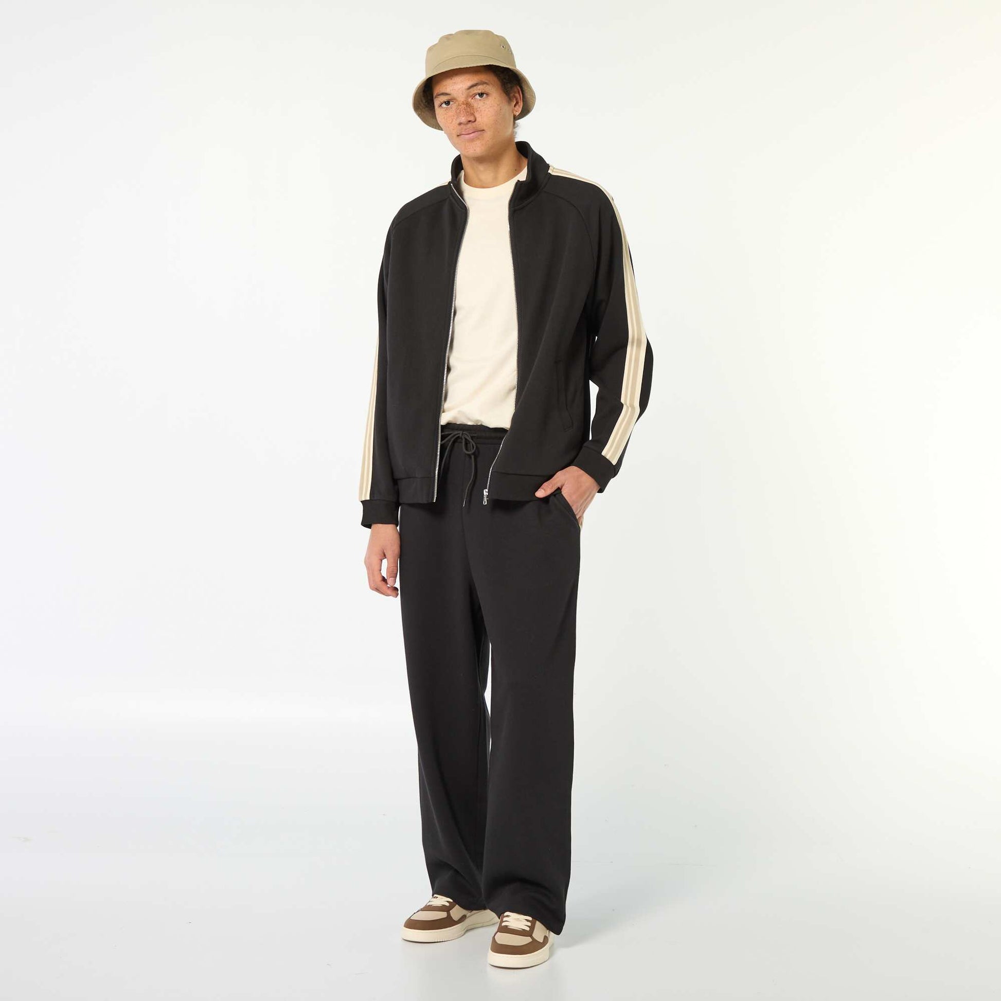 Sweat zippé avec bande sur le côté NOIR
