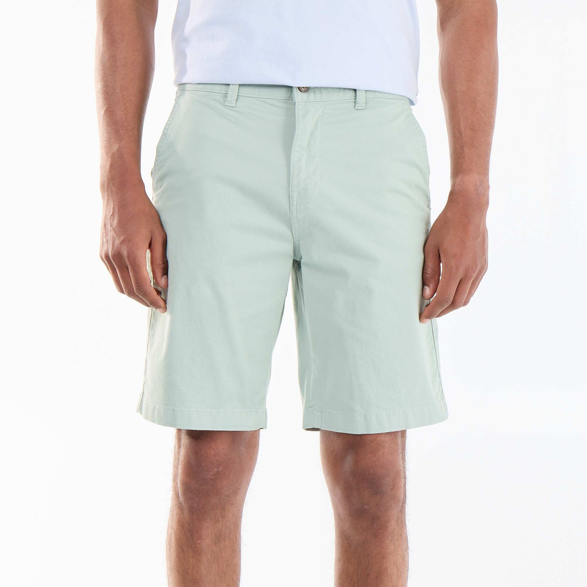 Bermuda chino uni en twill VERT