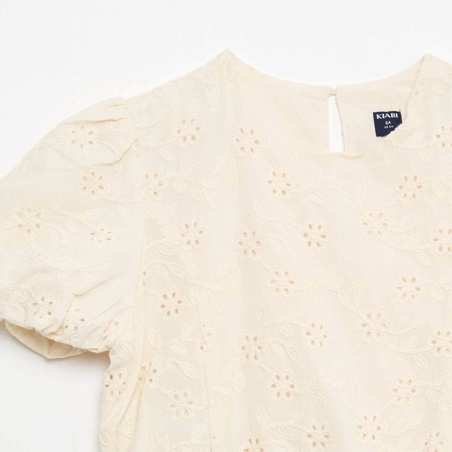 Blouse avec broderies fleurs à manches courtes BLANC