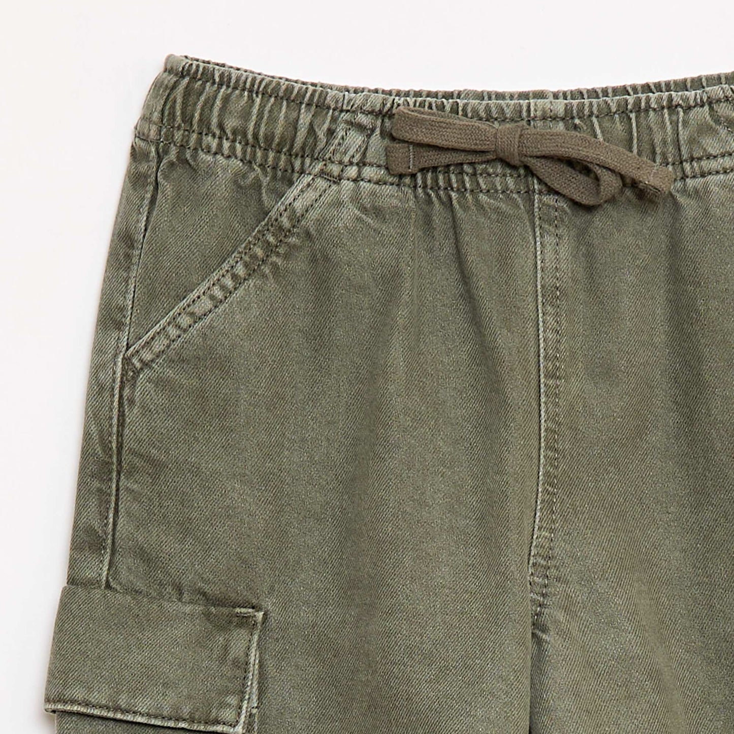 Short uni à cordon en coton VERT