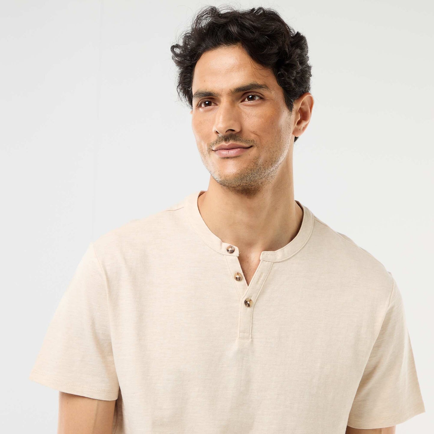 T-shirt manches courtes à col tunisien BEIGE