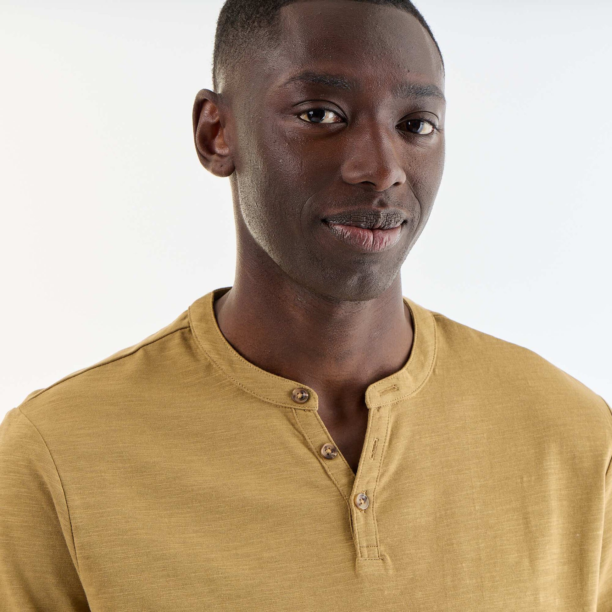 T-shirt homme en jersey slub à col tunisien VERT