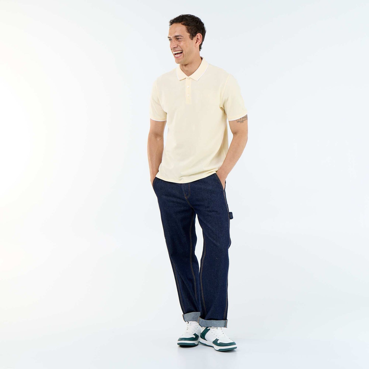 Polo avec broderie sur poitrine JAUNE