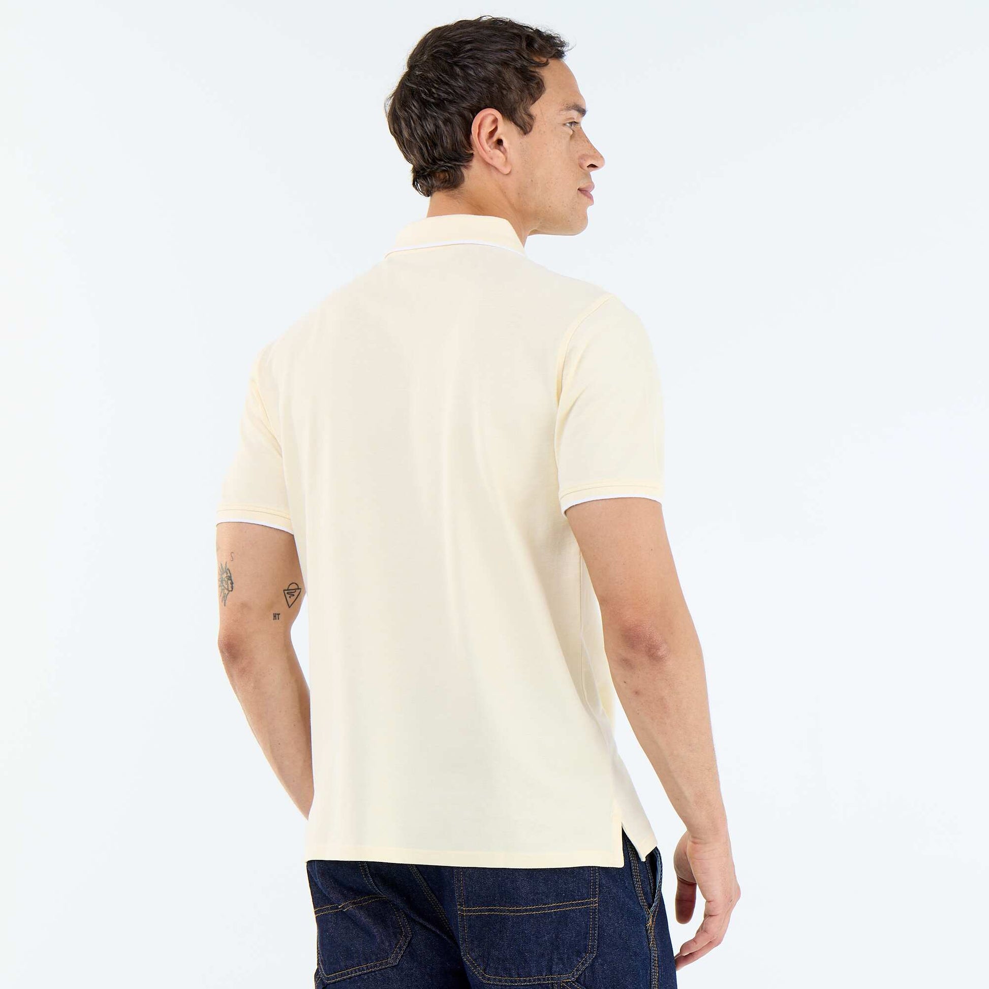 Polo avec broderie sur poitrine JAUNE