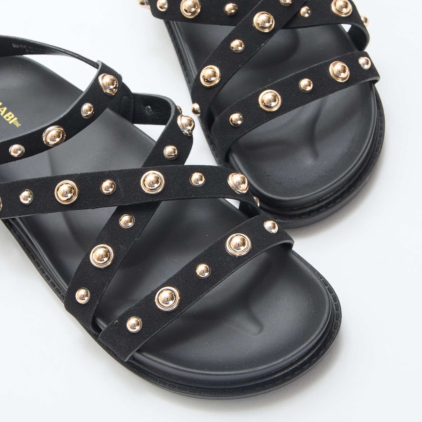 Paire de sandales à plateforme avec brides clous NOIR