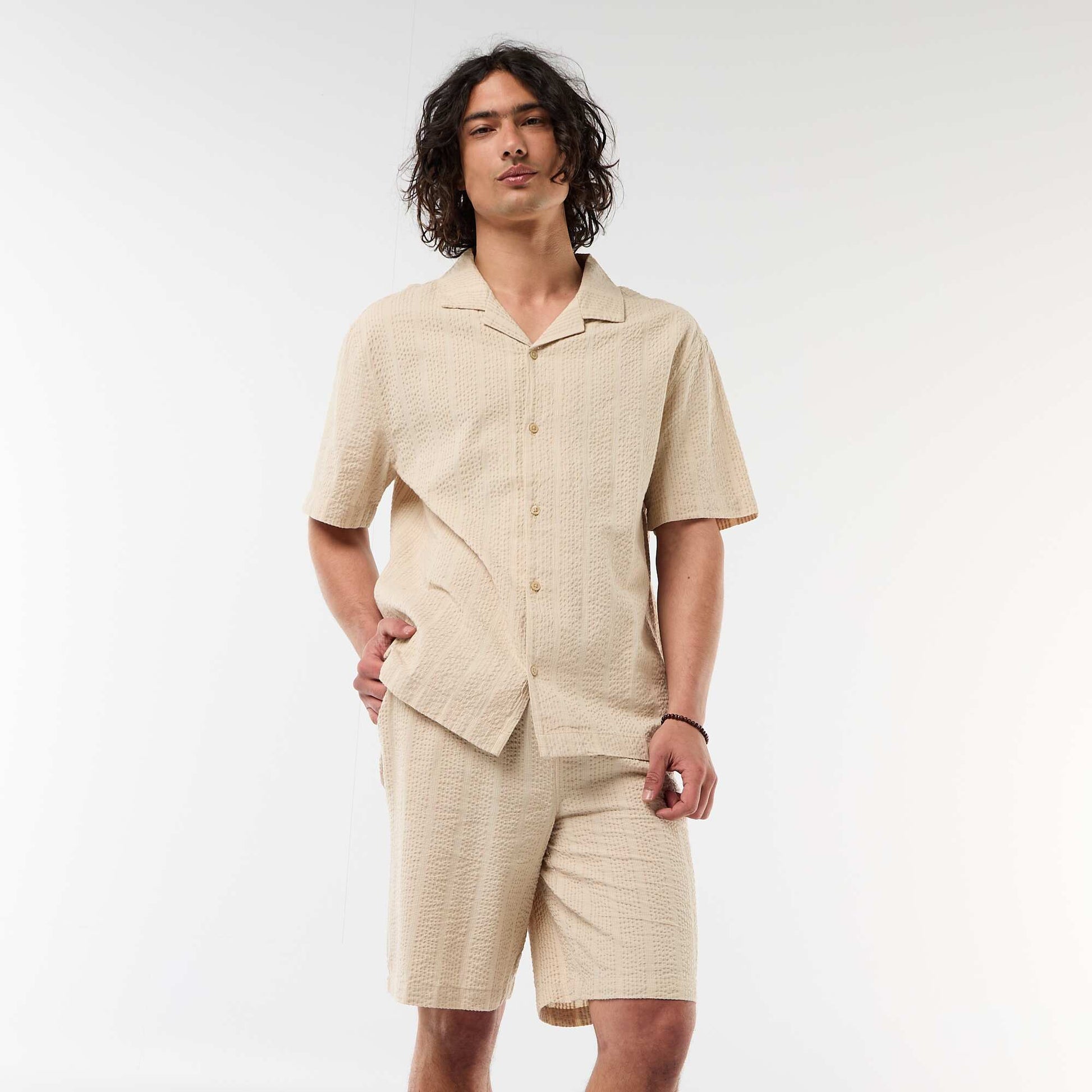Bermuda en matière type crépon BEIGE