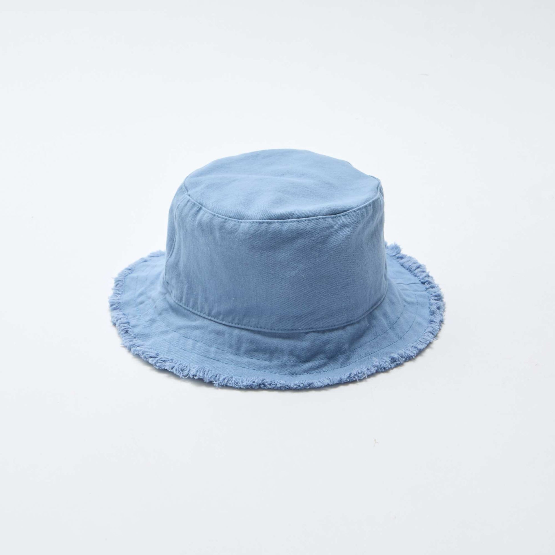 Bob uni BLEU