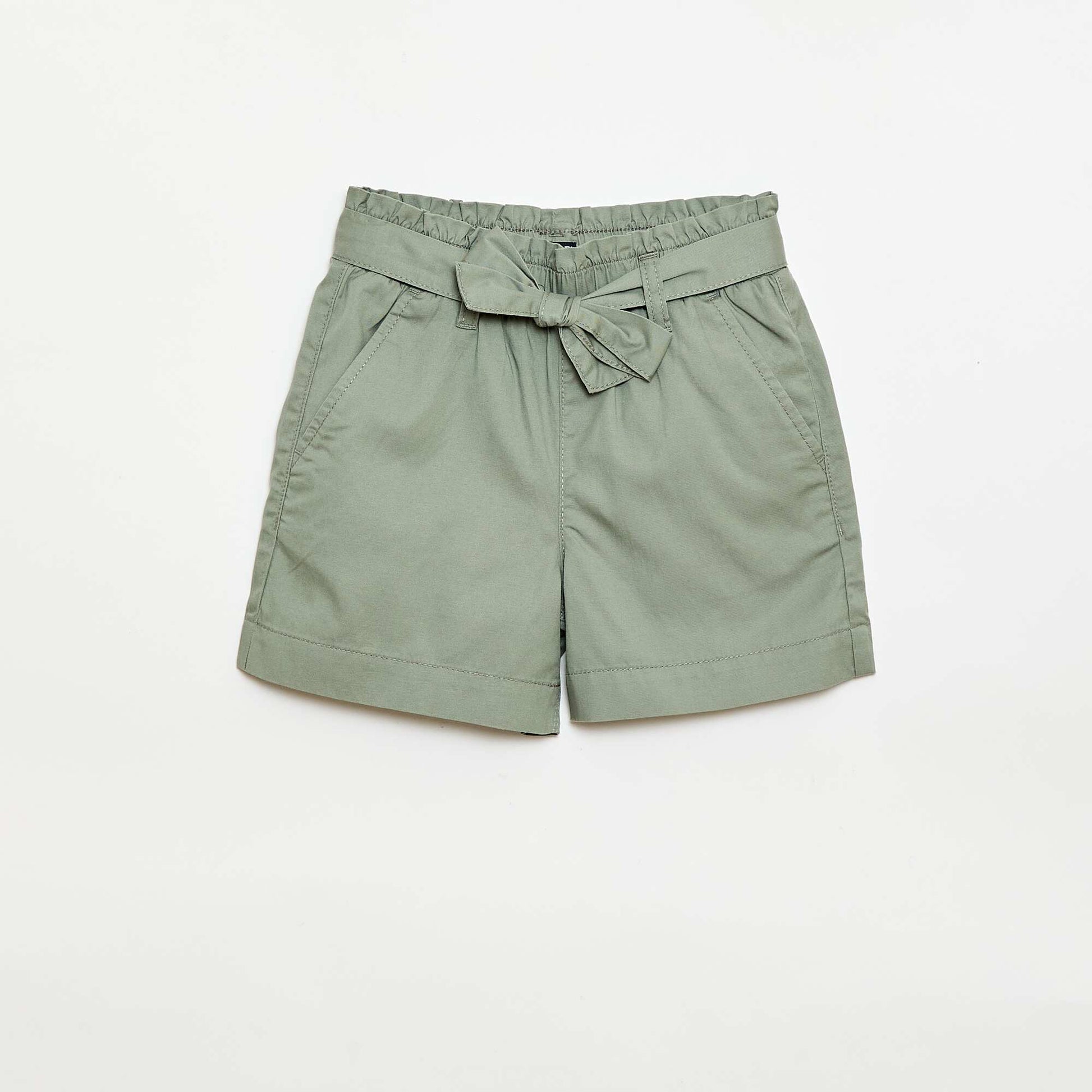 Short avec ceinture nouée VERT