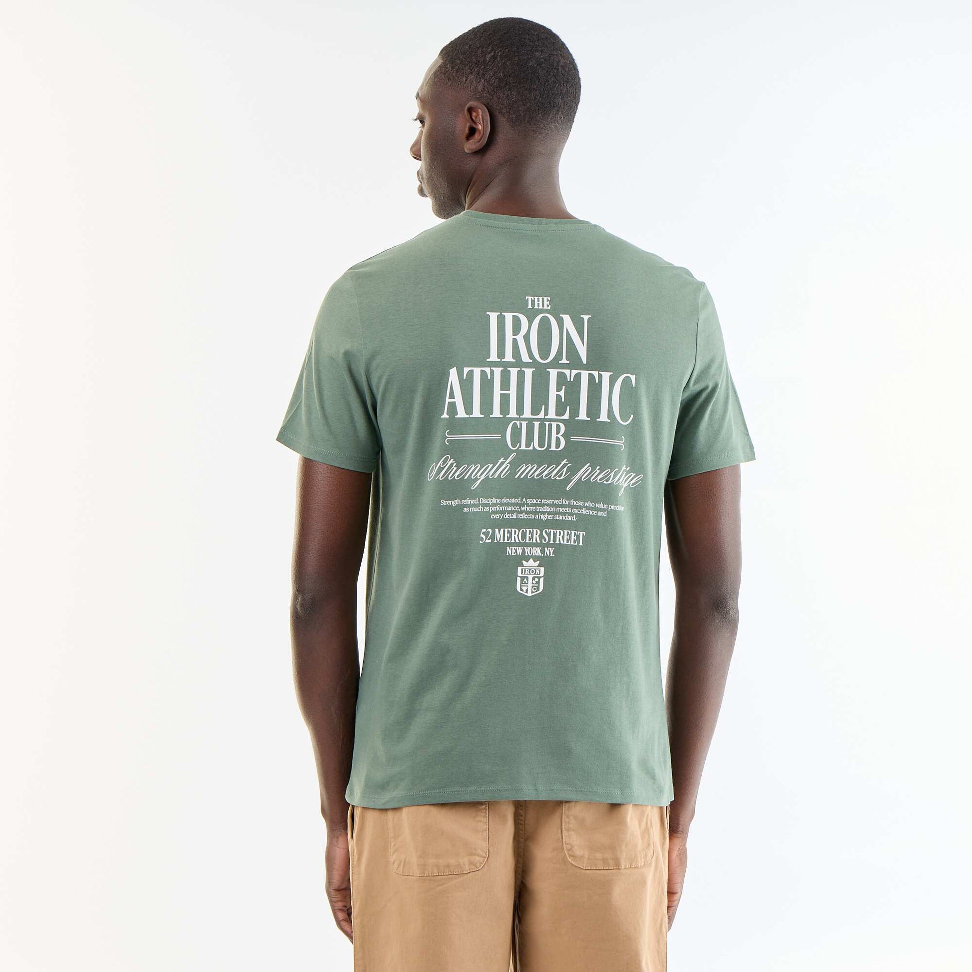 T-shirt homme en coton biologique à col rond et motif placé VERT
