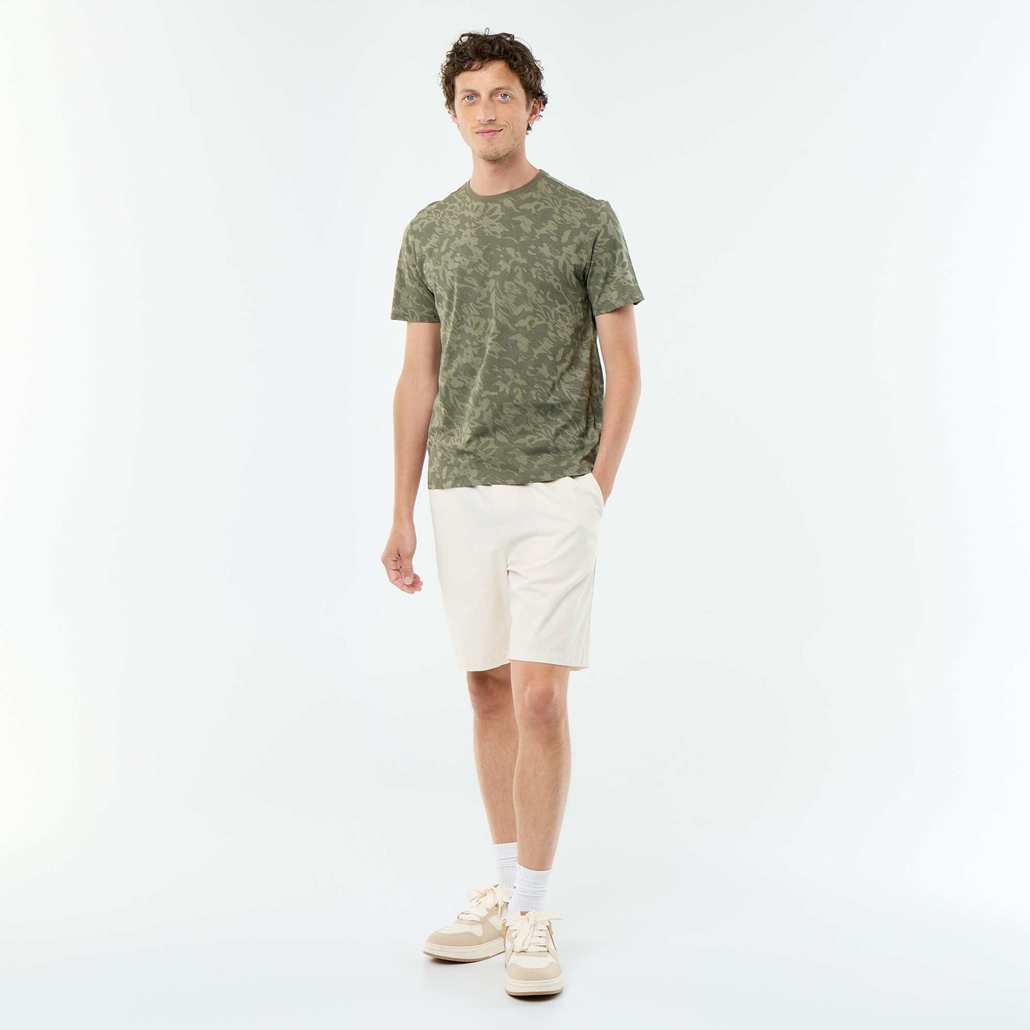 T-shirt imprimé fantaisie à manches courtes KAKI