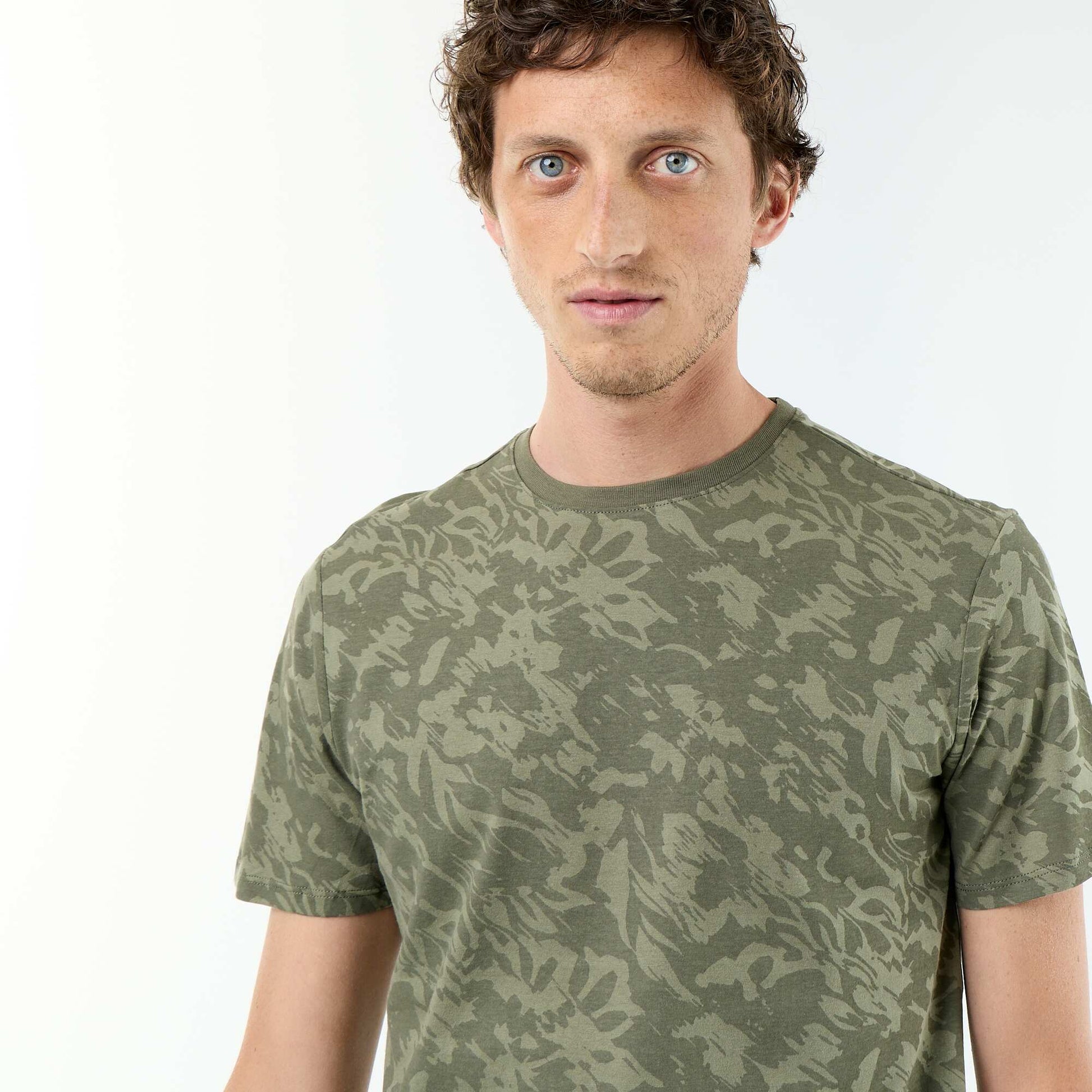 T-shirt imprimé fantaisie à manches courtes KAKI