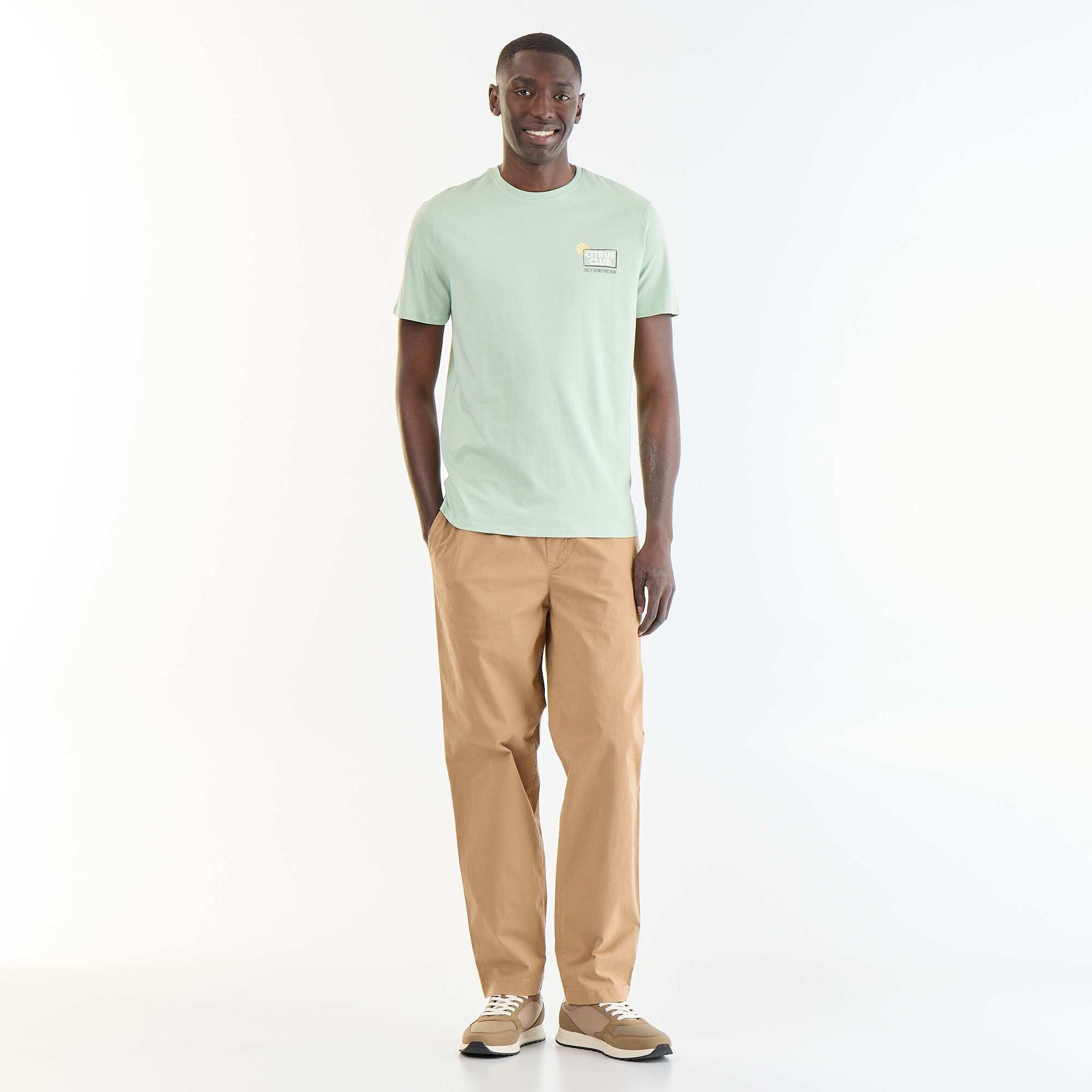 T-shirt homme en coton biologique à motif placé VERT