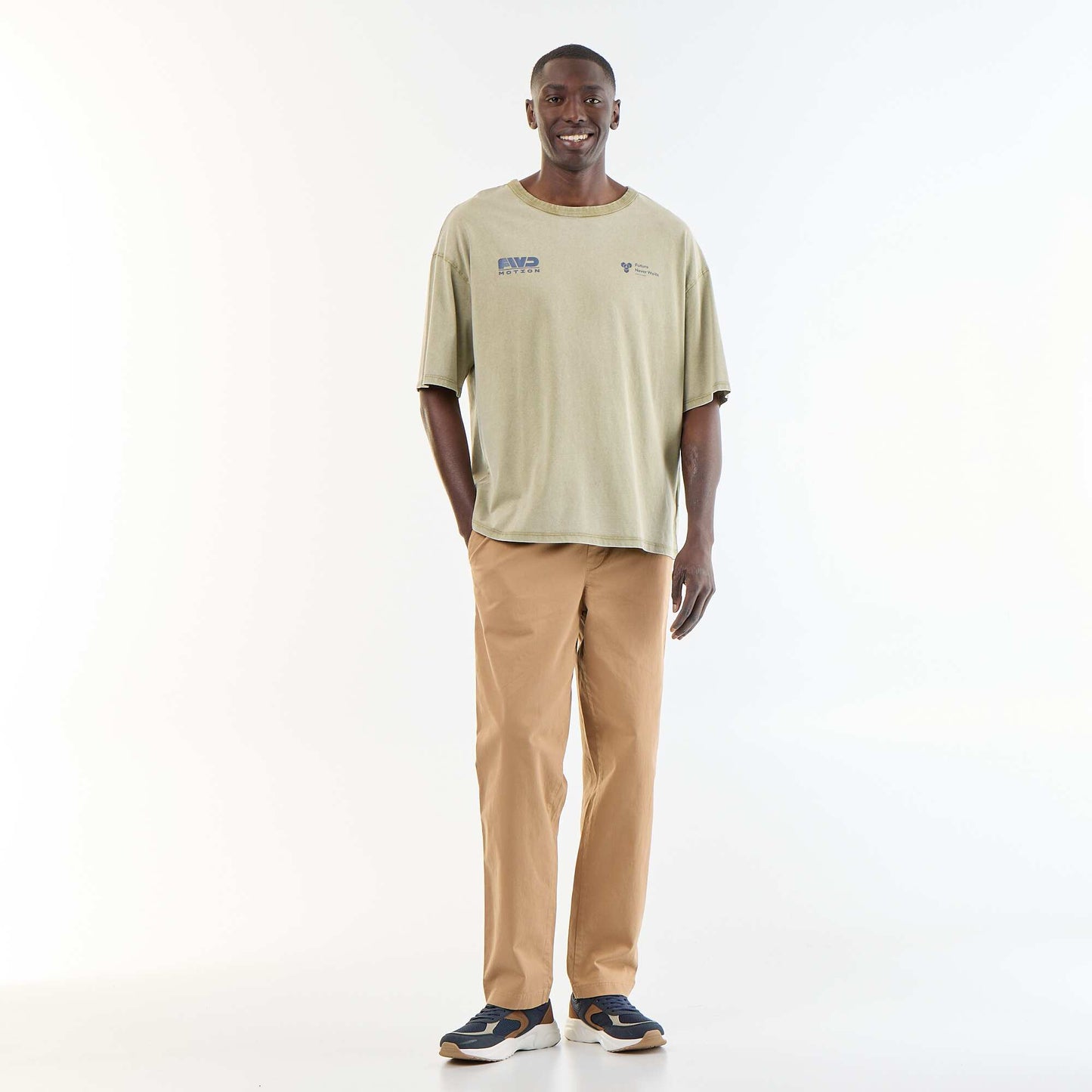T-shirt homme en coton col rond effet délavé VERT
