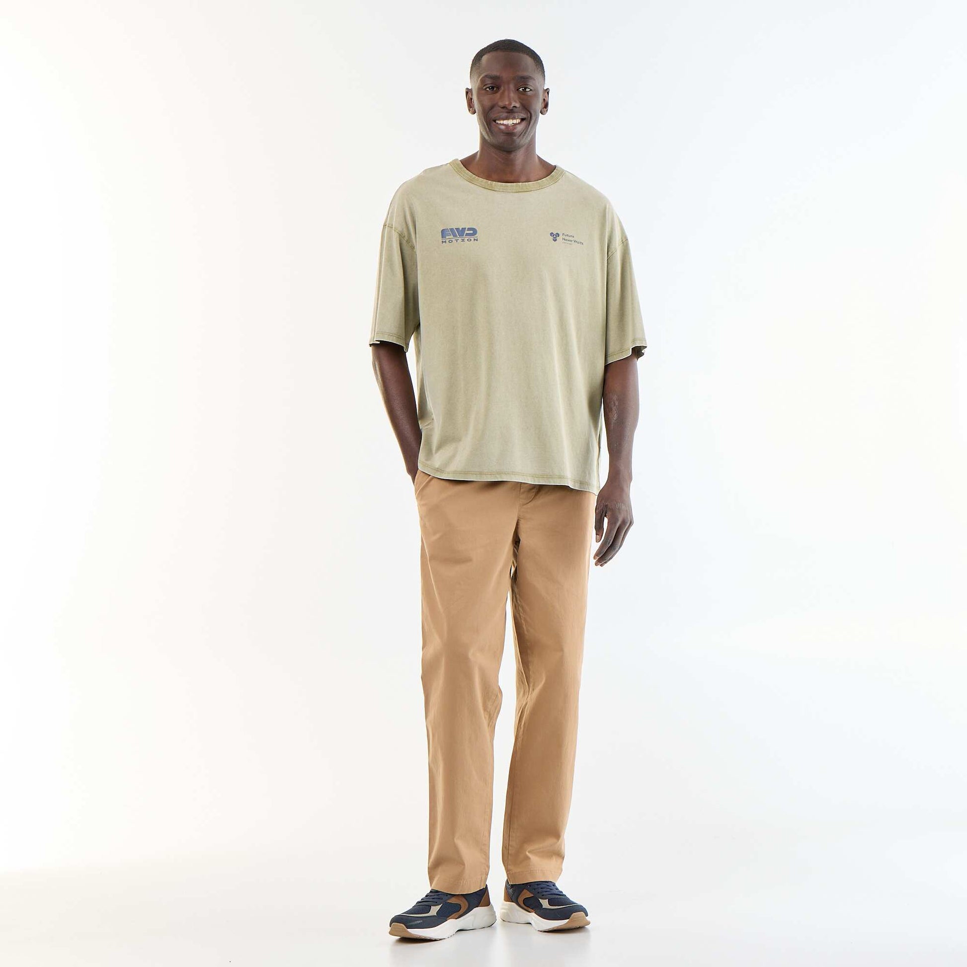 T-shirt homme en coton col rond effet délavé VERT