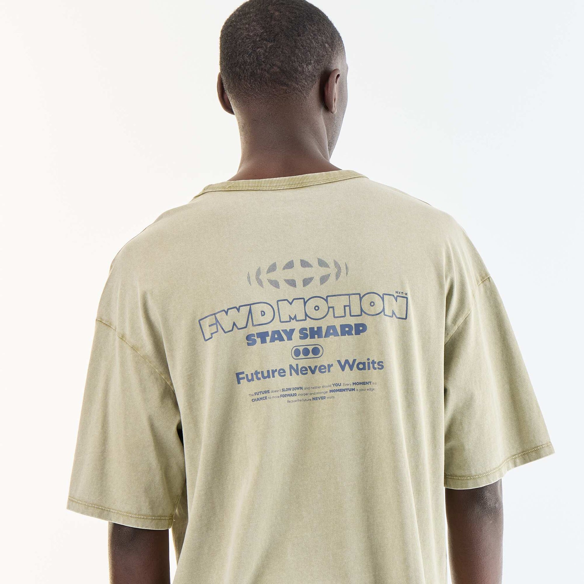 T-shirt homme en coton col rond effet délavé VERT
