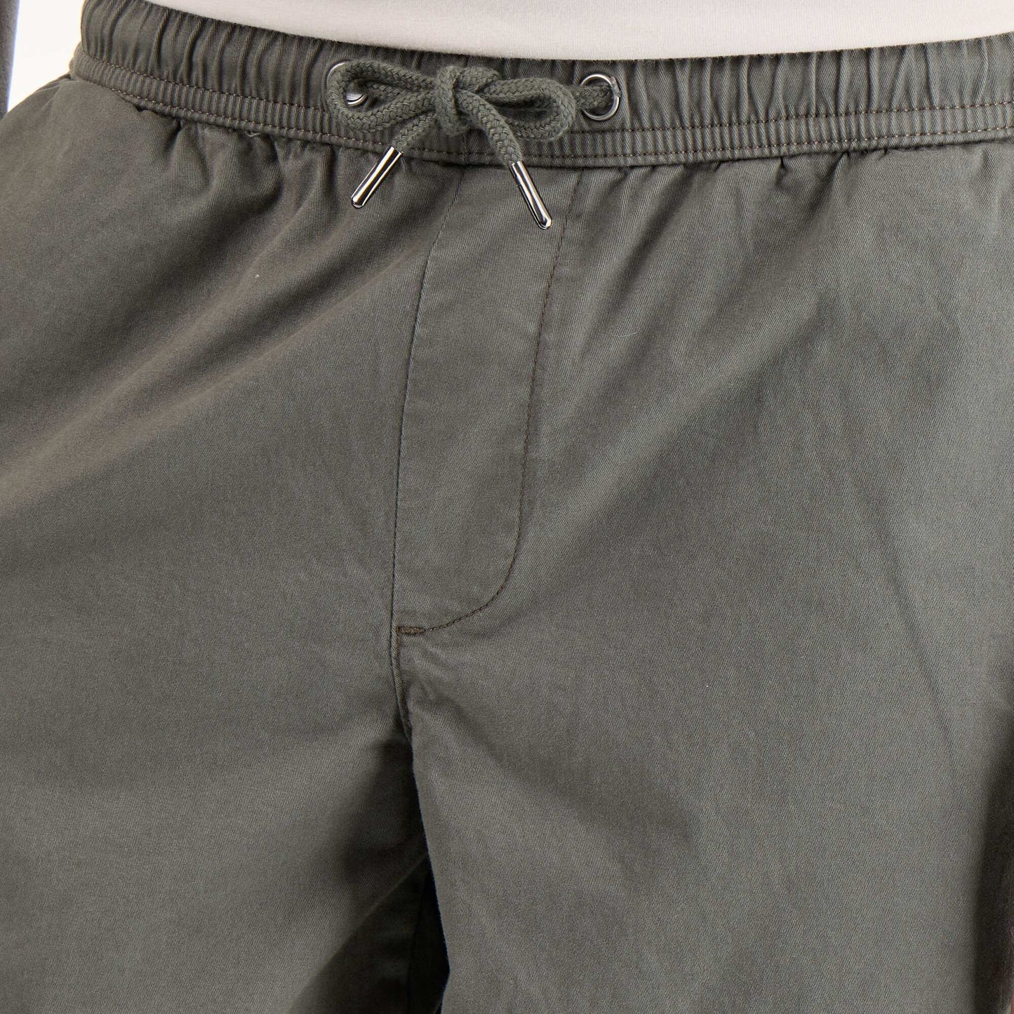 Pantalon matière effet peau de pêche KAKI