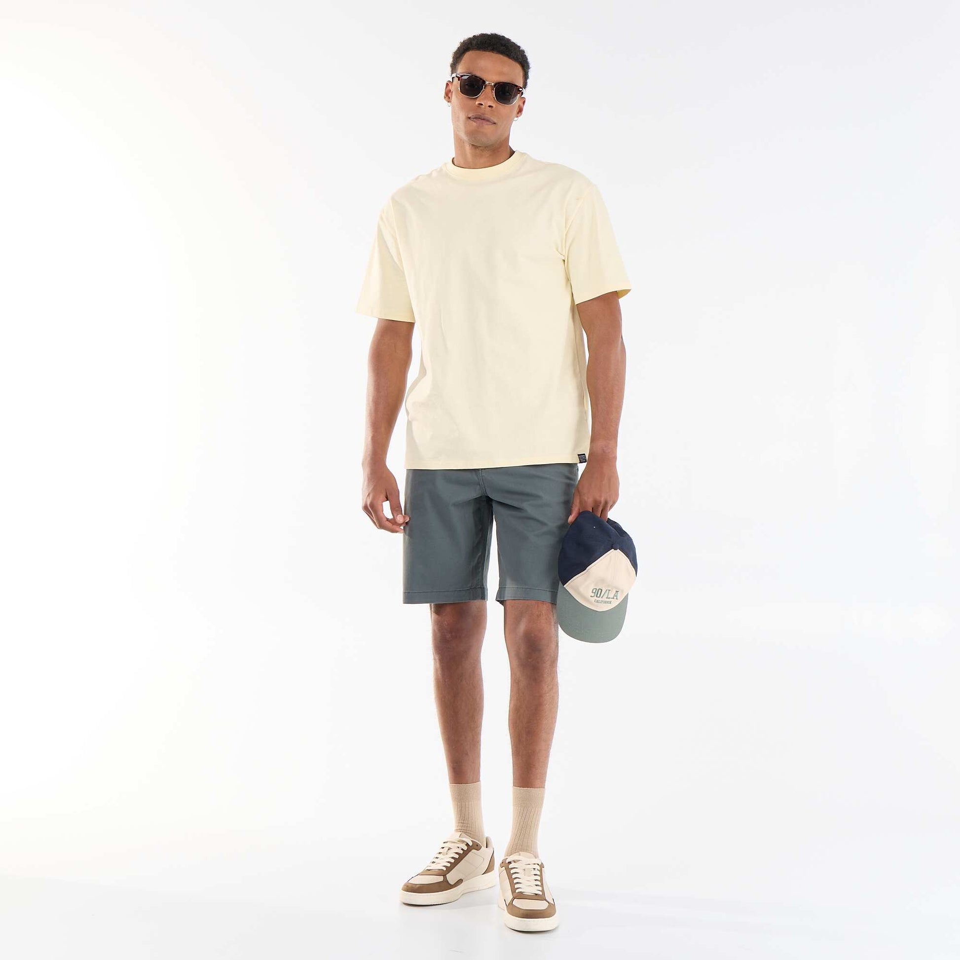 Bermuda chino uni VERT