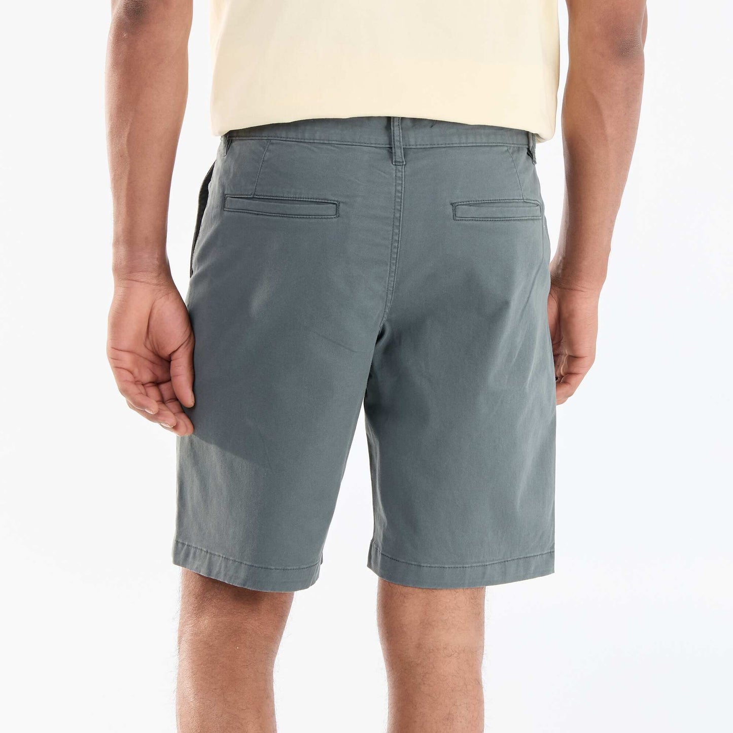 Bermuda chino uni VERT